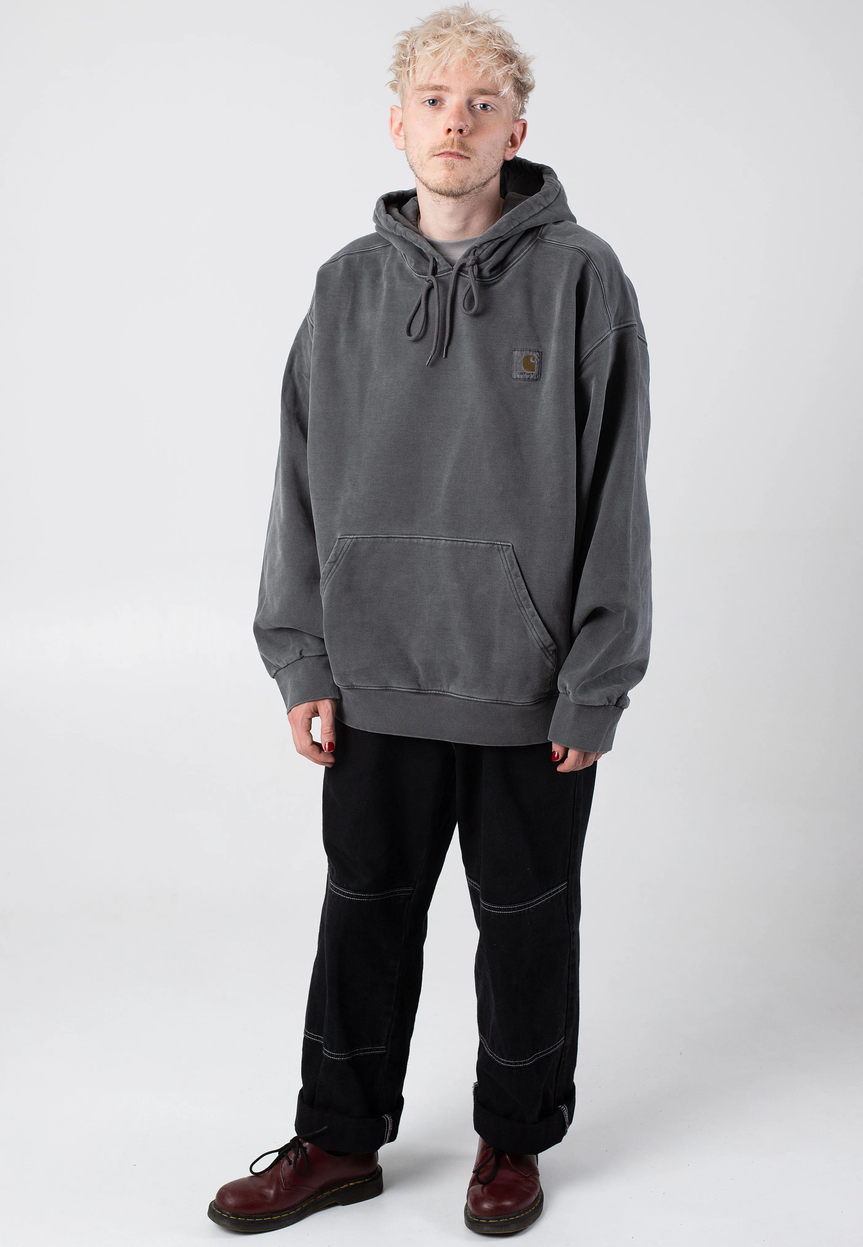 Carhartt WIP - Hooded Vista Garment Dyed Graphite - Hoodie