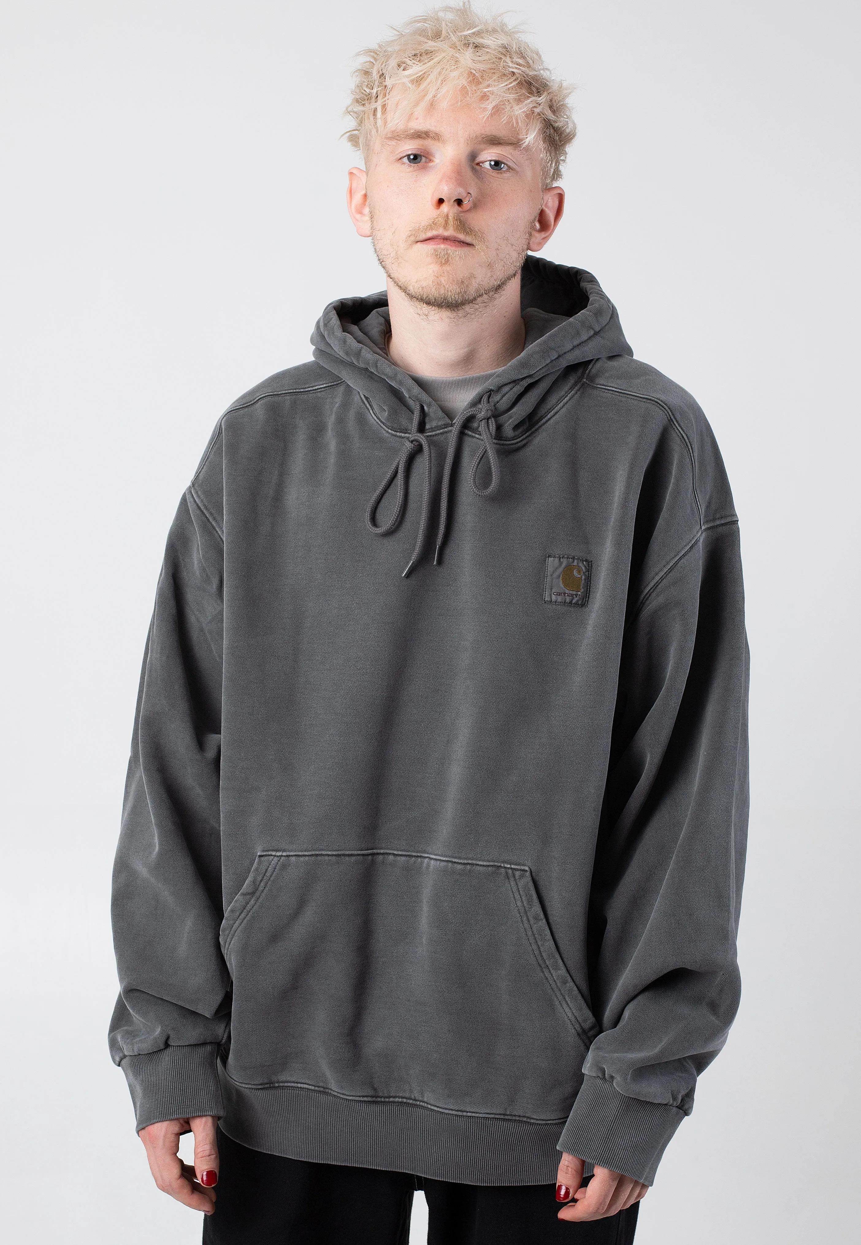 Carhartt WIP - Hooded Vista Garment Dyed Graphite - Hoodie