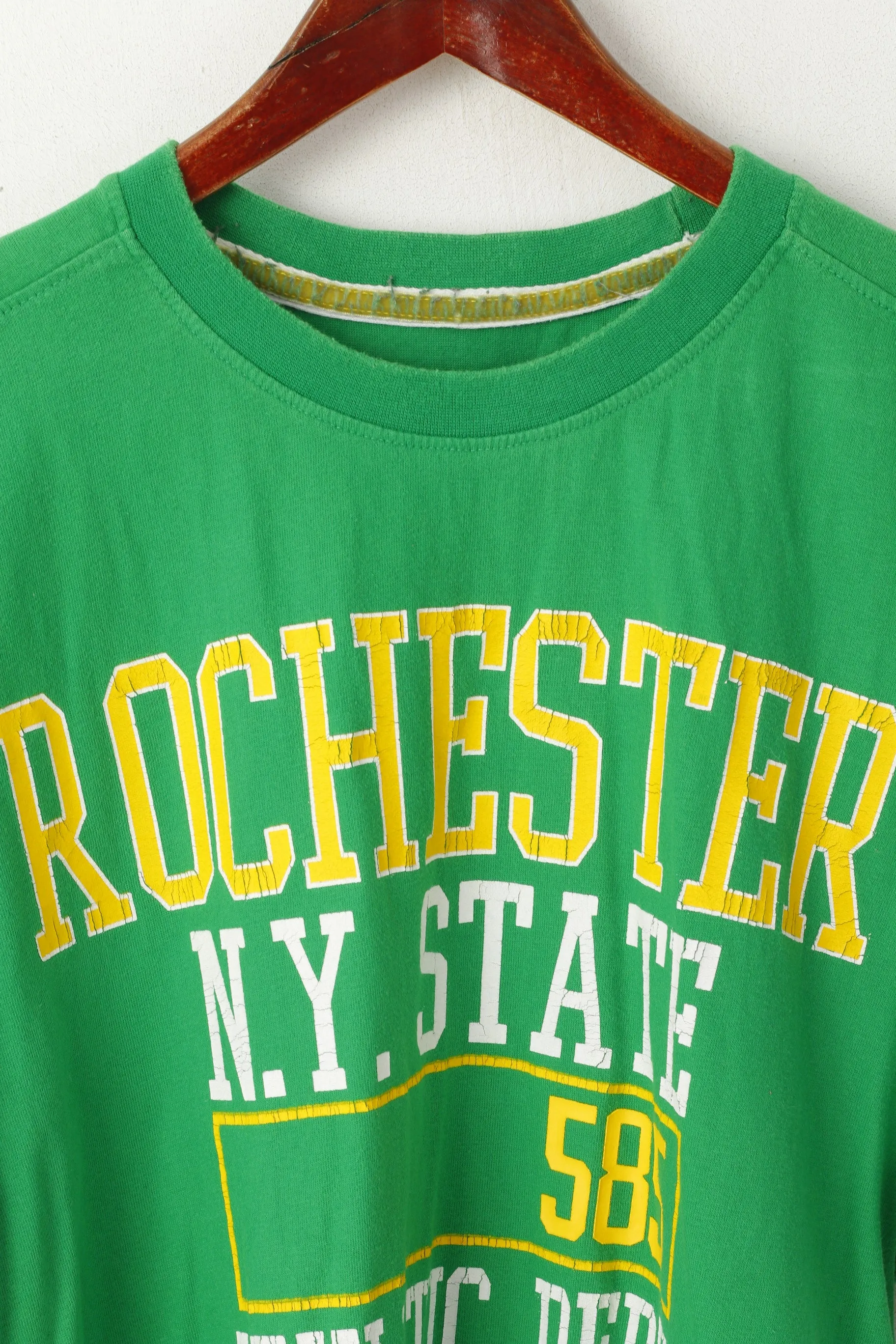 Champion Men L T- Shirt Green Cotton Graphic Crew Neck Rochester N.Y. Top