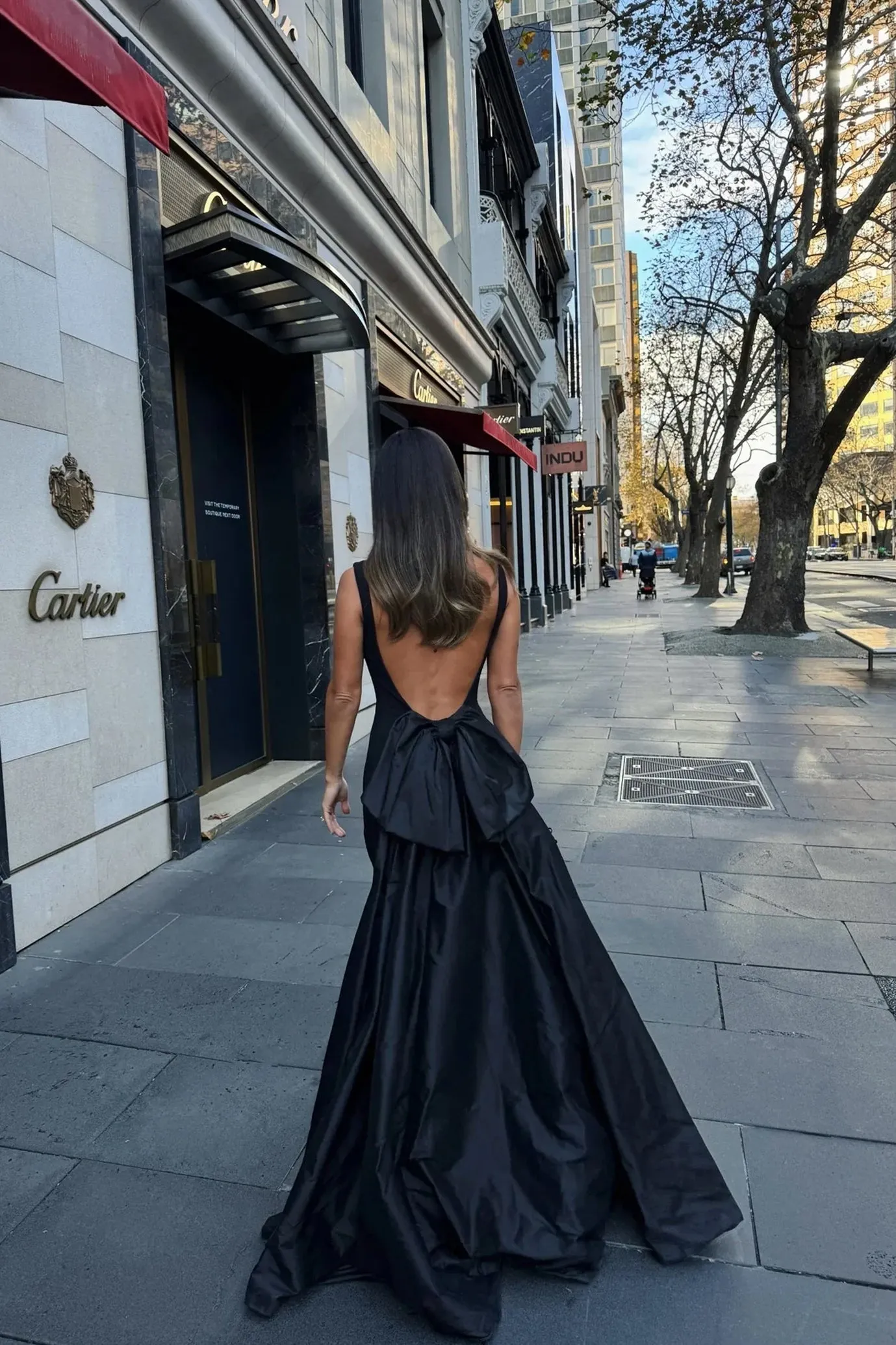 Christal Gown Black by Effie Kats