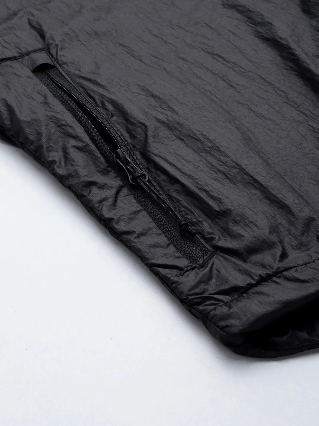 Columbia Men Black Omni-Wind Loop Trail Windbreaker Jacket