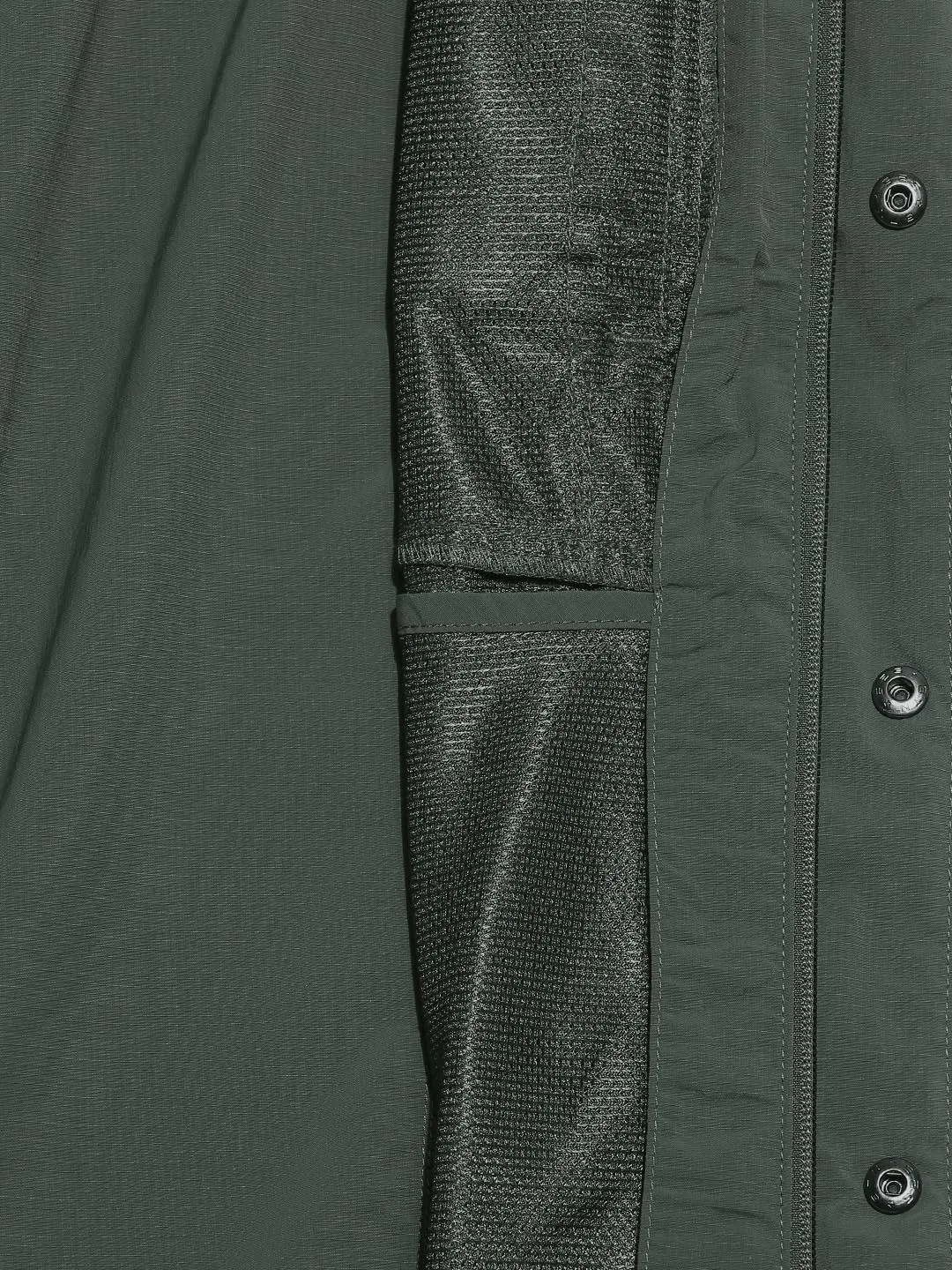 Columbia Men Green Omni-Wick Silver Ridge Gillet