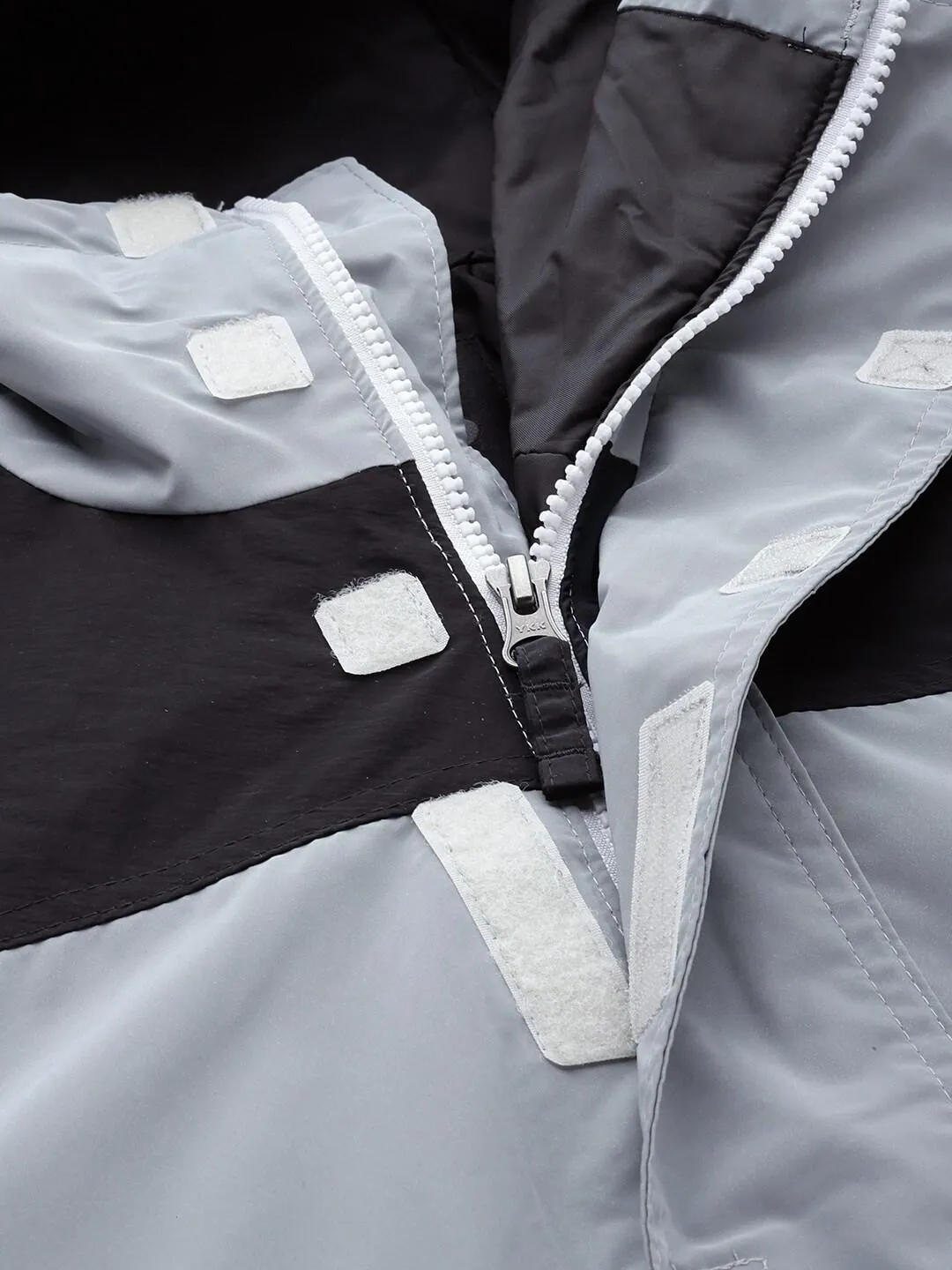 Columbia Men Grey Challenger Remastered Jacket