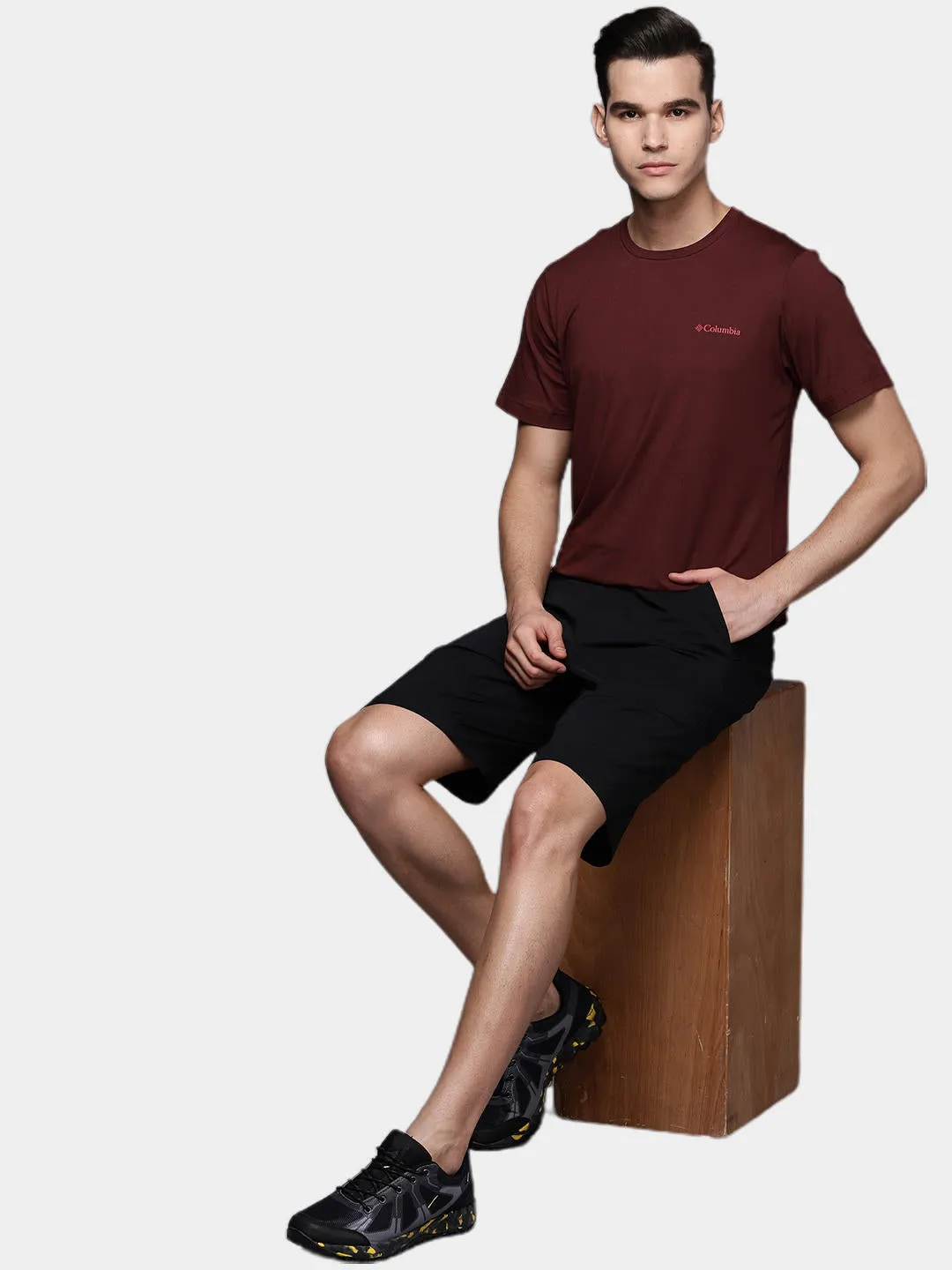 Columbia Men Maroon Omni-Wick Tech Trail Graphic Tshirt