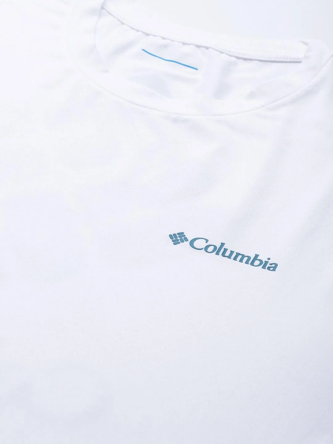 Columbia Men White Omni-Wick Tech Trail Graphic Tshirt