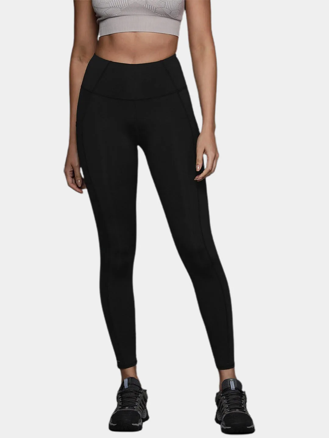 Columbia Women Black Omni-Wick Boundless Trek Legging