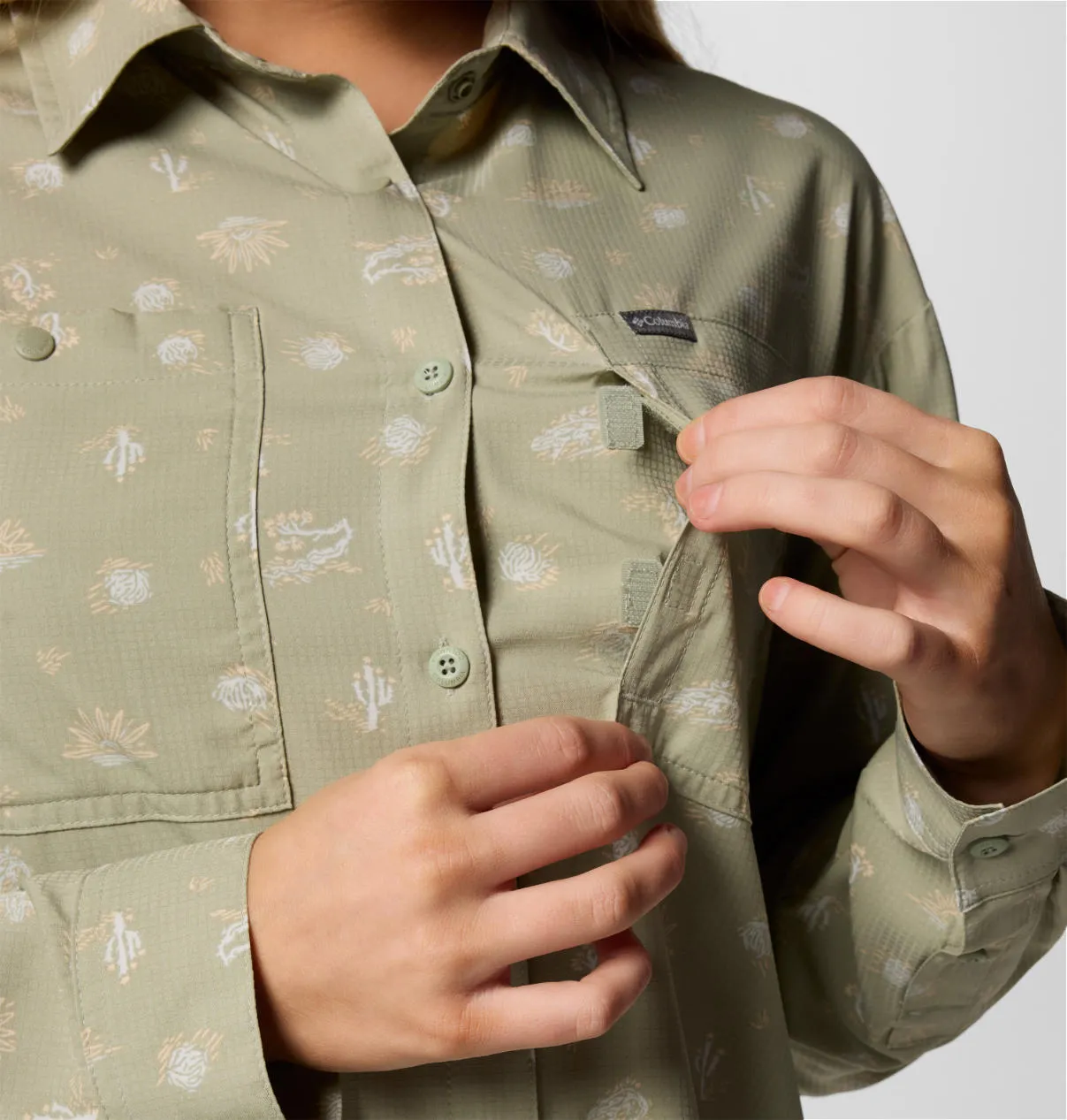 Columbia Women Green Omni-Shade Silver Ridge Utility Patterned Long Sleeve Shirt