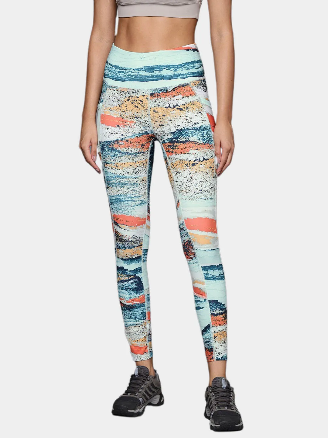 Columbia Women Green Omni-Wick Windgates II Legging