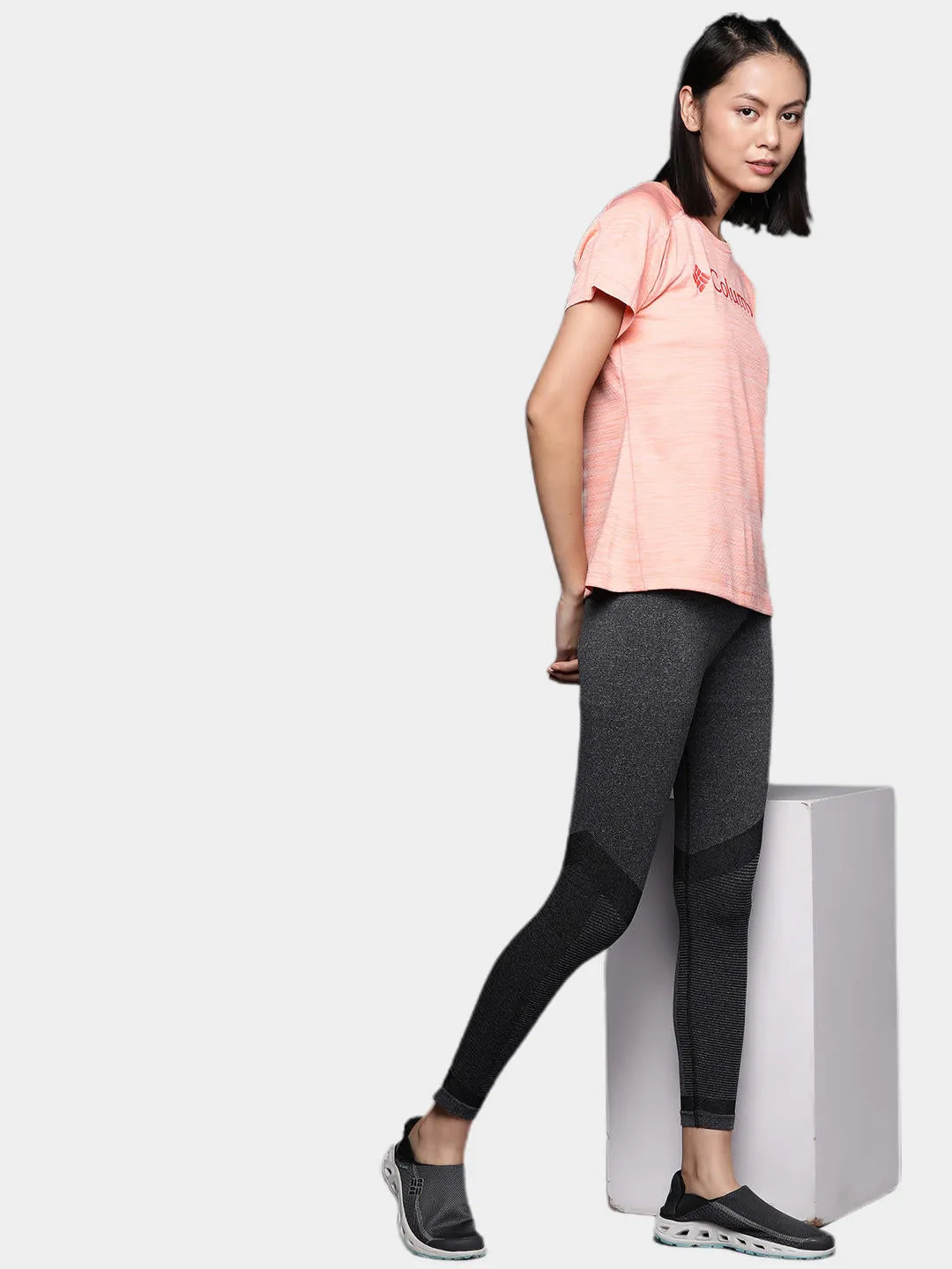 Columbia Women Peach Omni-Freeze W Zero Rules Graphic Crew Tshirt