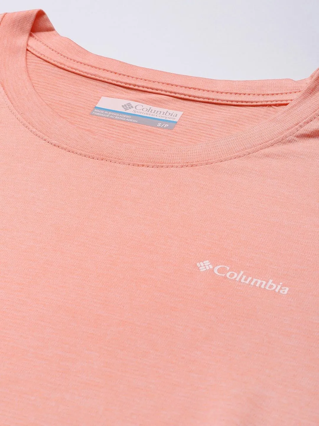 Columbia Women Peach Omni-Wick Hike Crew Tshirt