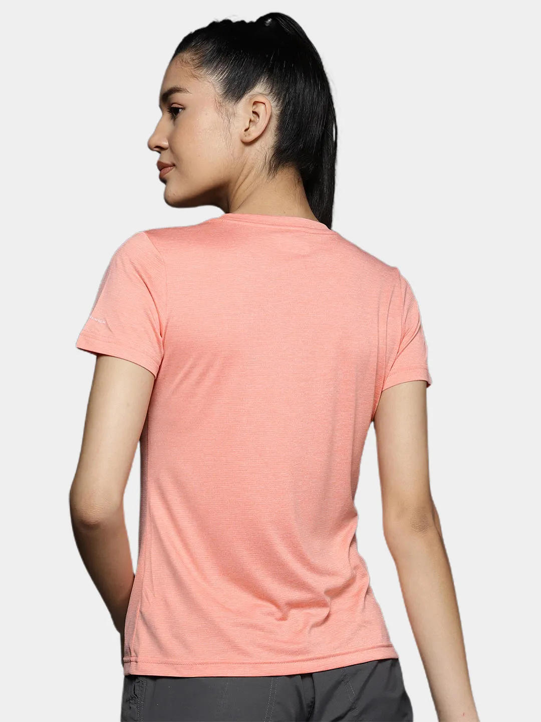 Columbia Women Peach Omni-Wick Hike Crew Tshirt