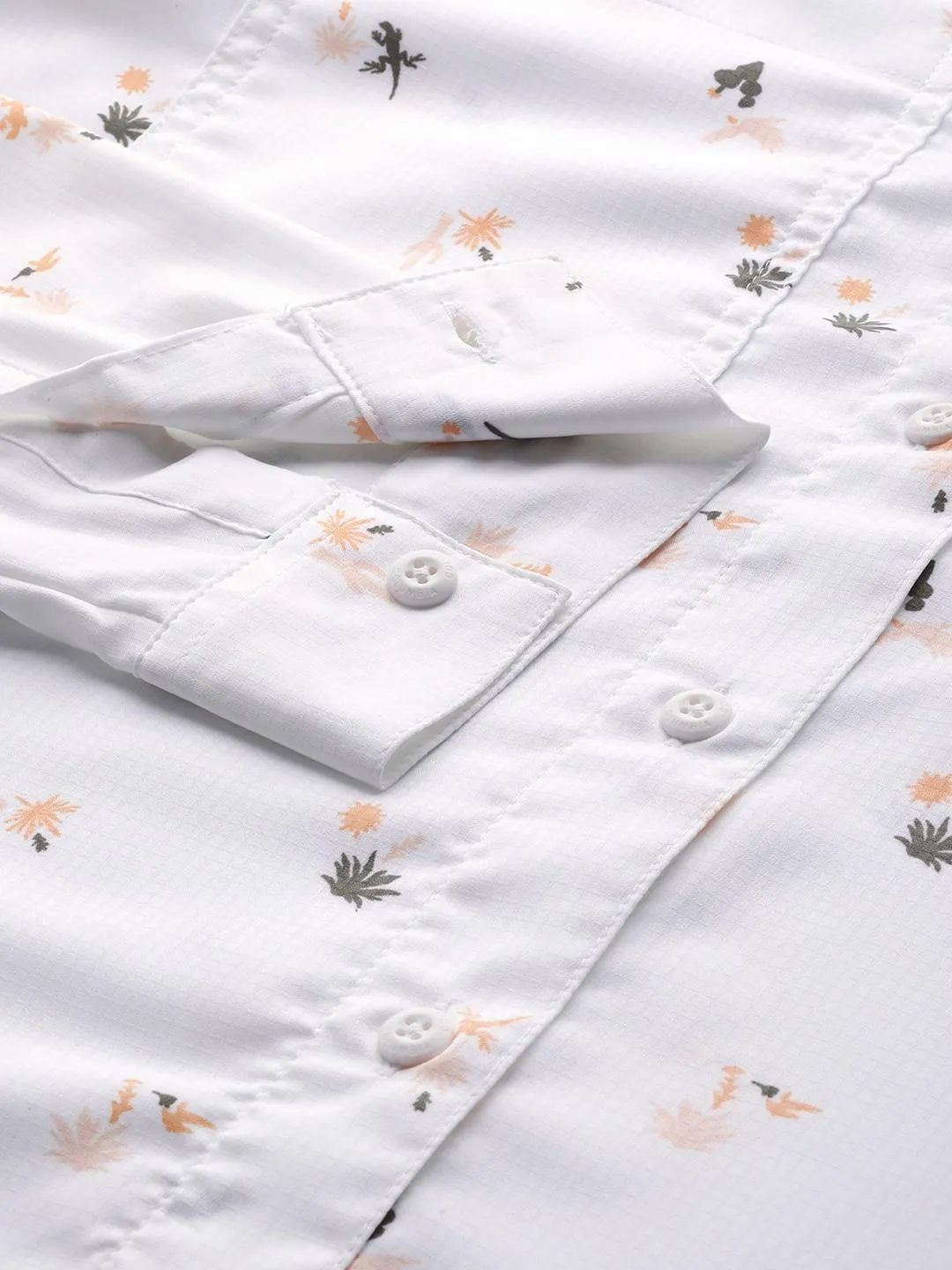 Columbia Women White Omni-Shade Silver Ridge Utility Patterned Long Sleeve Shirt
