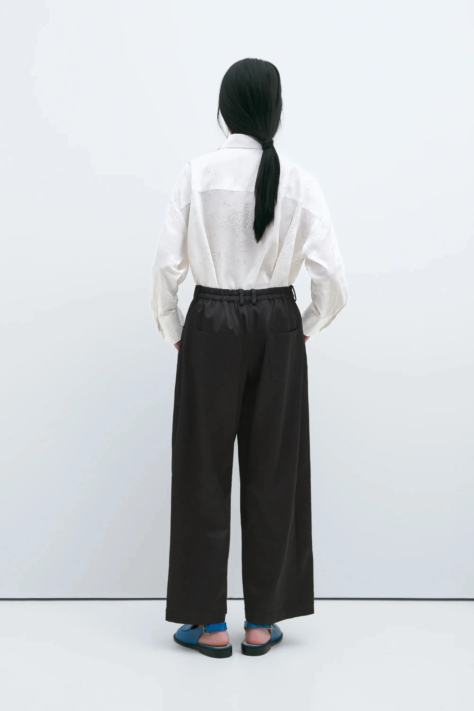 CORDERA - STRAIGHT SATIN PANTS - BLACK - PS25