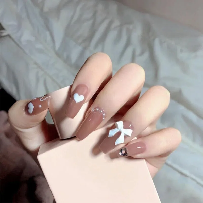 Dolly Press On Nails