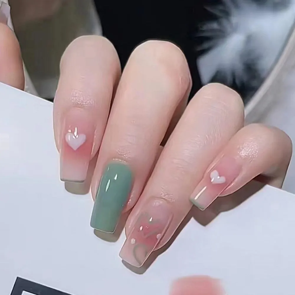 Dolly Press On Nails