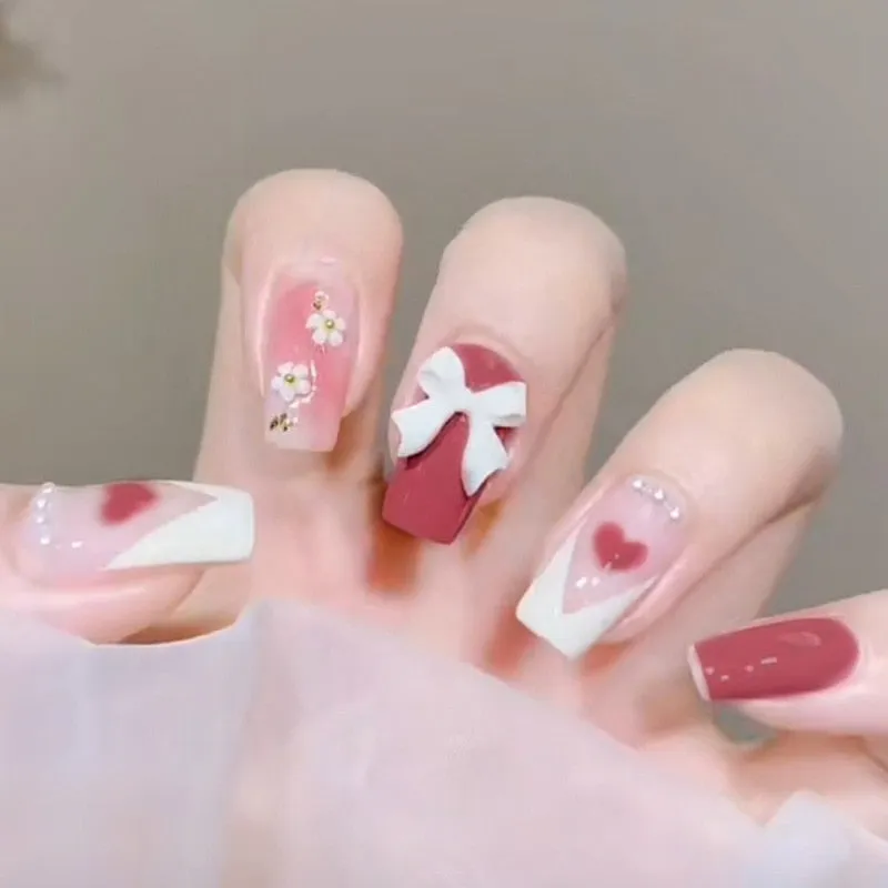 Dolly Press On Nails