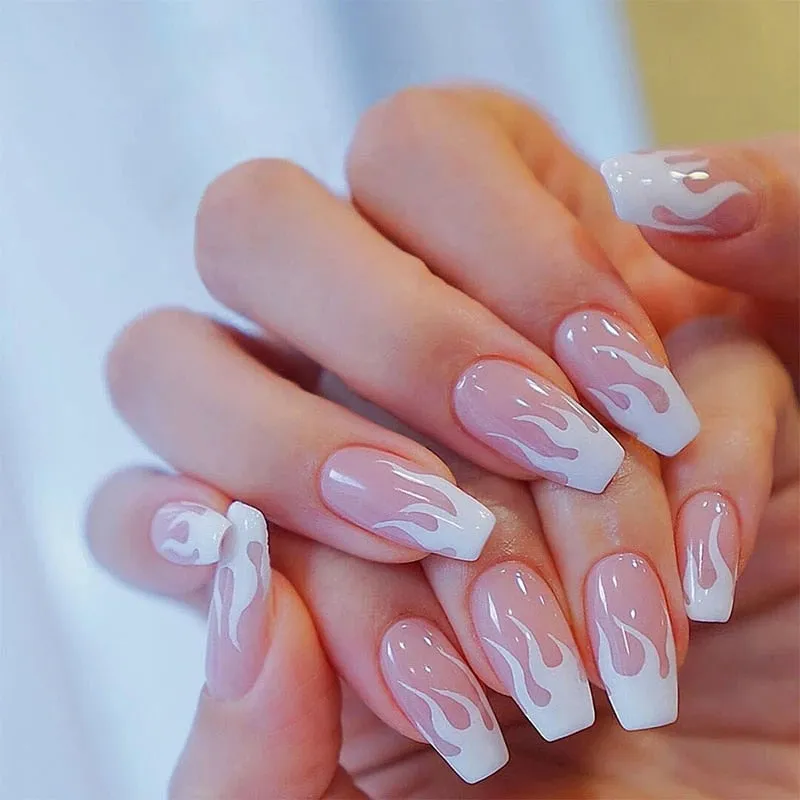 Dolly Press On Nails