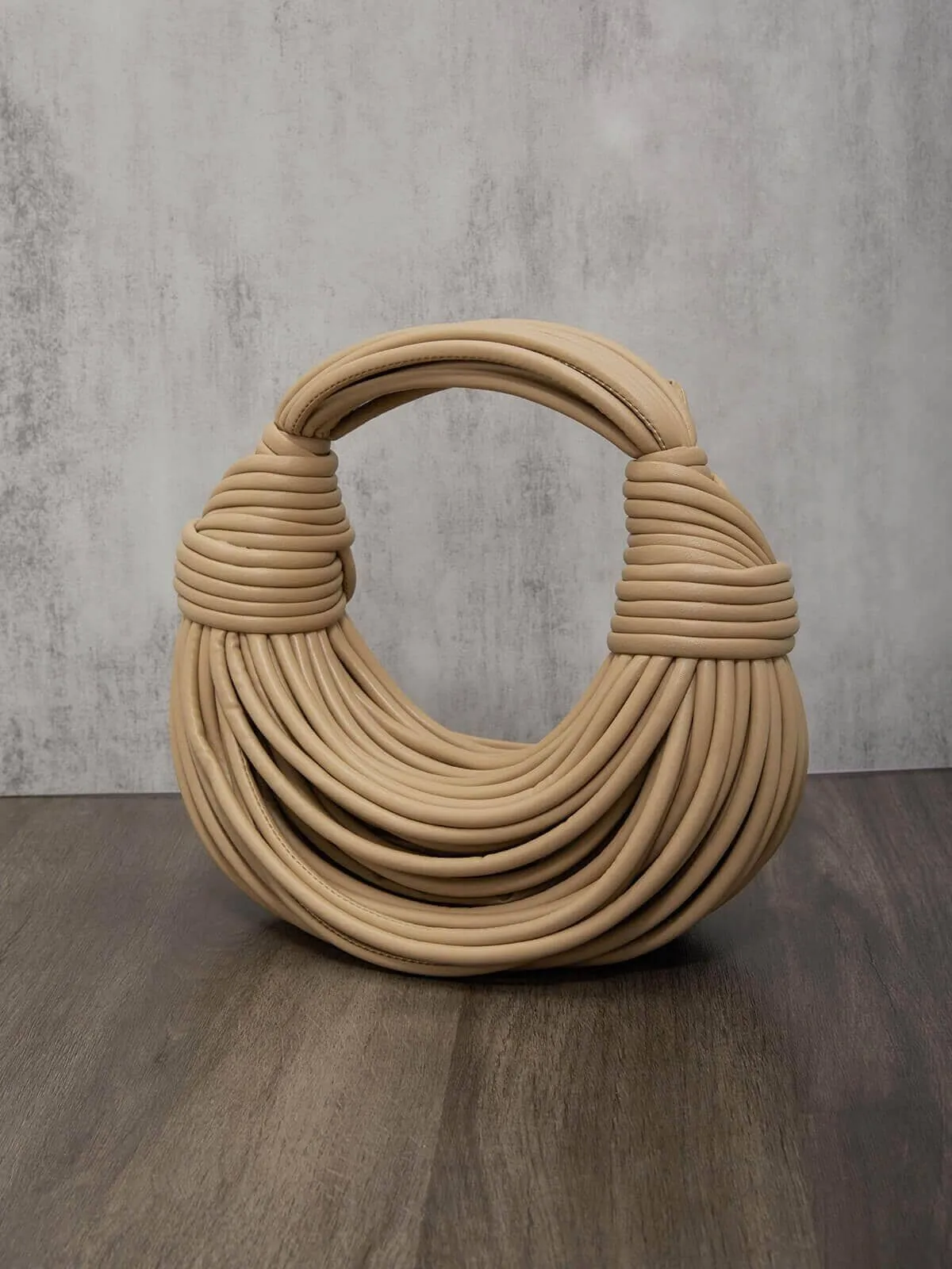DOUBLE KNOT TOTE BAG IN APRICOT Gloria Lanvin