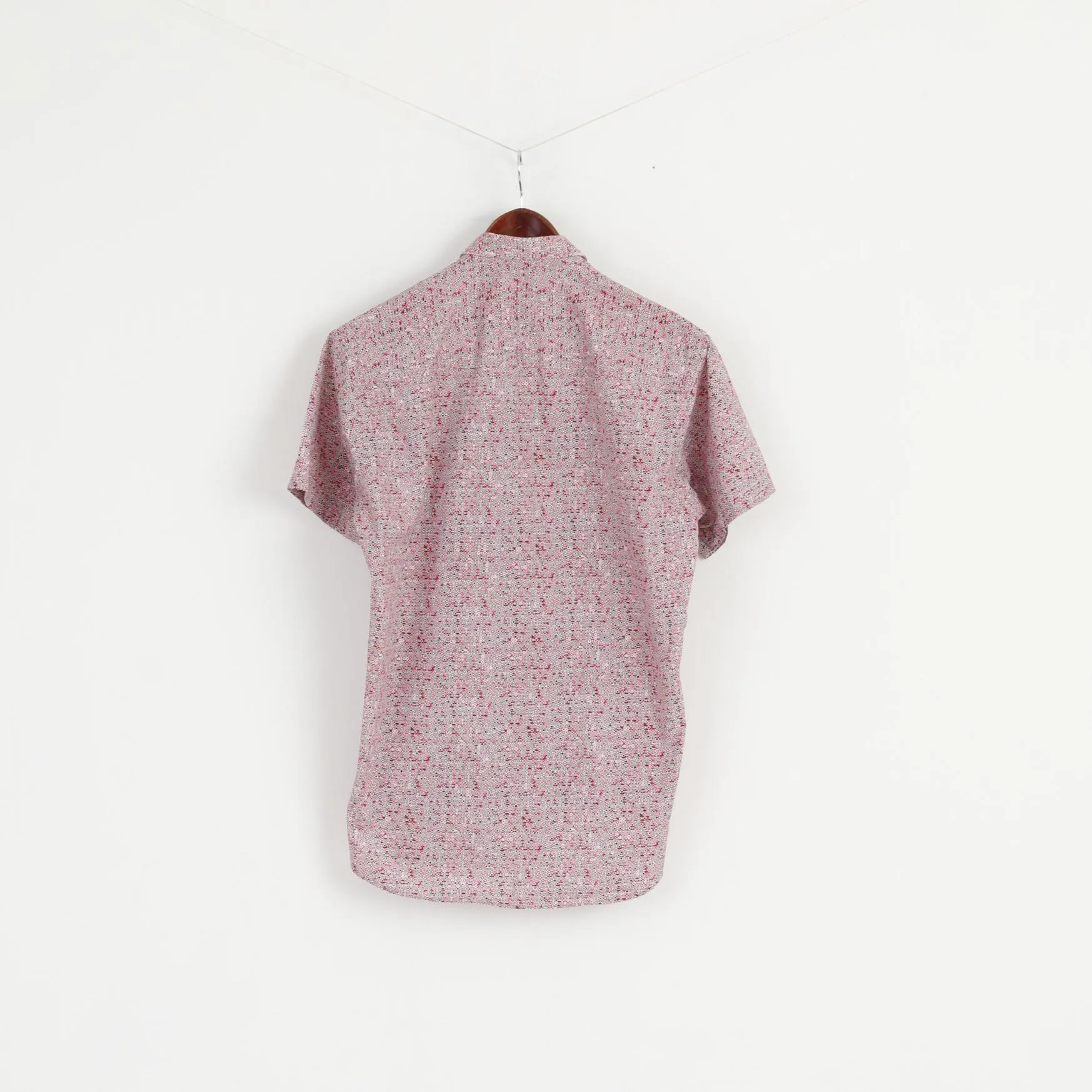 Duck And Cover Men L (M) Casual Shirt Pink Exclusive Print Short Sleeve Top