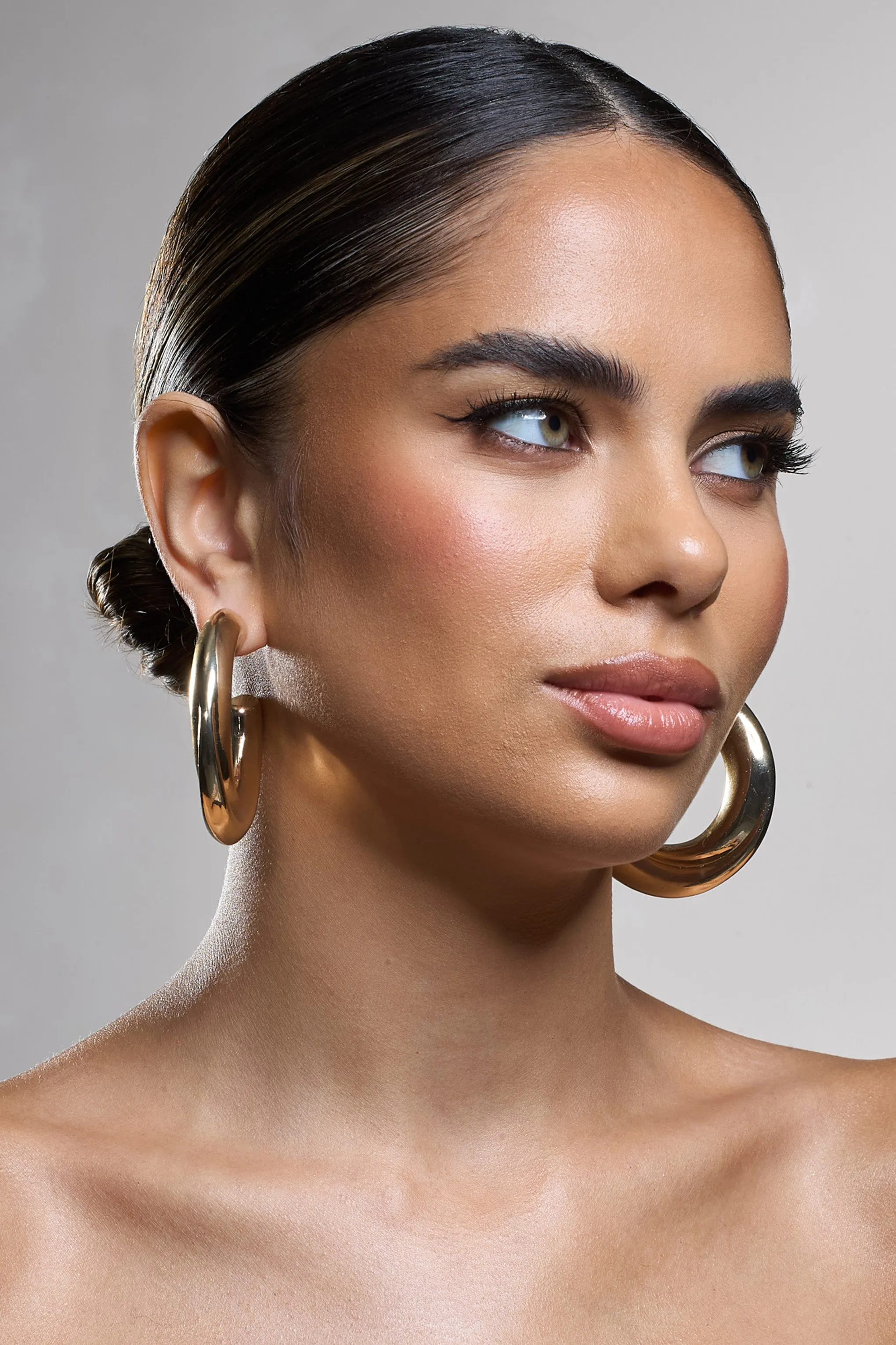 Ennis | Gold Chunky Hoop Earrings Club L London