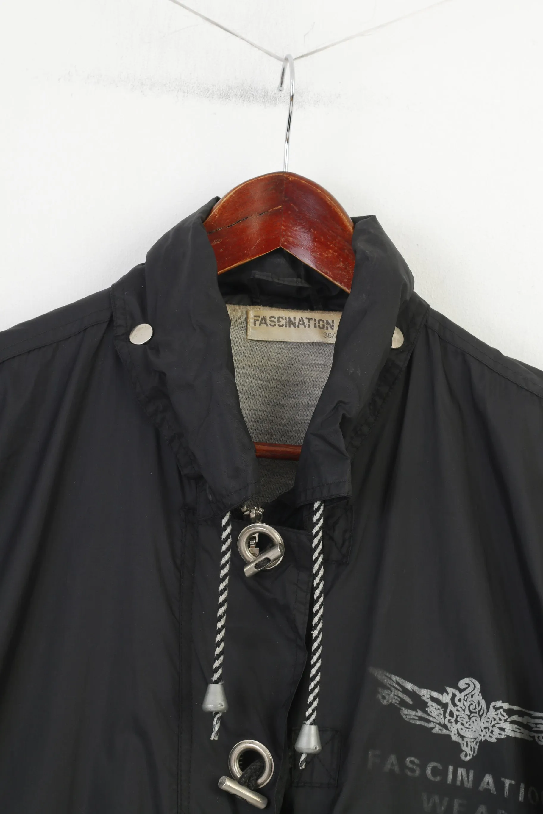 Fascination Women 36 38 XL Jacket Black  Hood Nylon Waterproof Full Zipper Vintage Top
