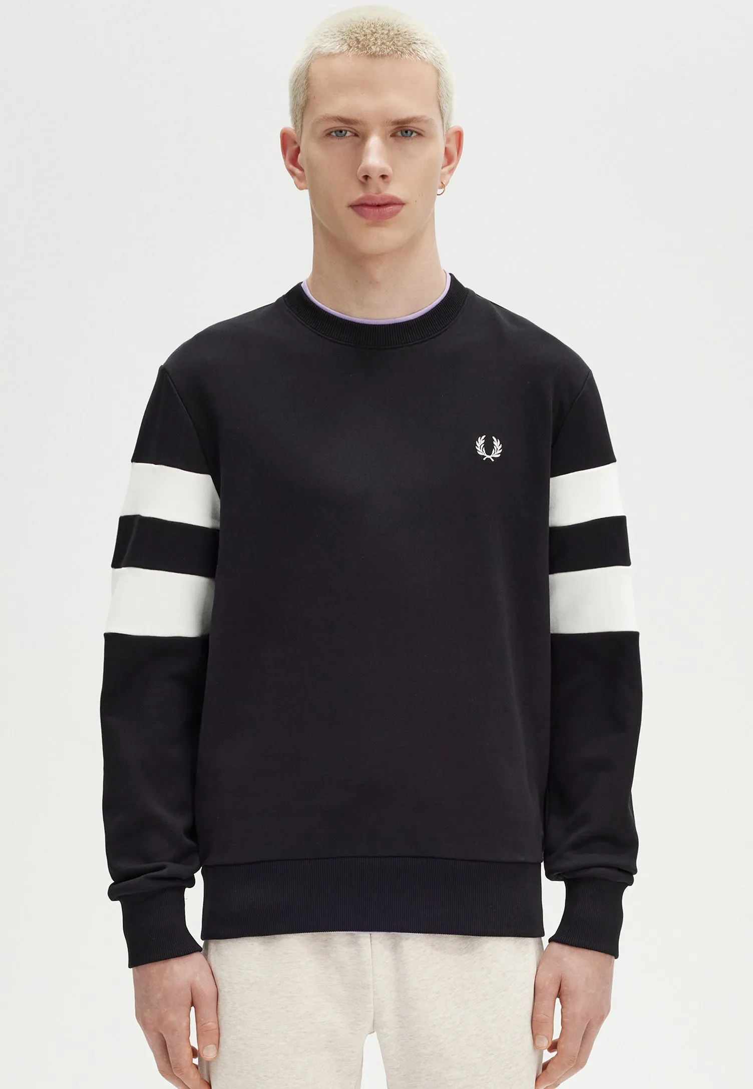 Fred Perry - Tipped Sleeve Black - Sweater