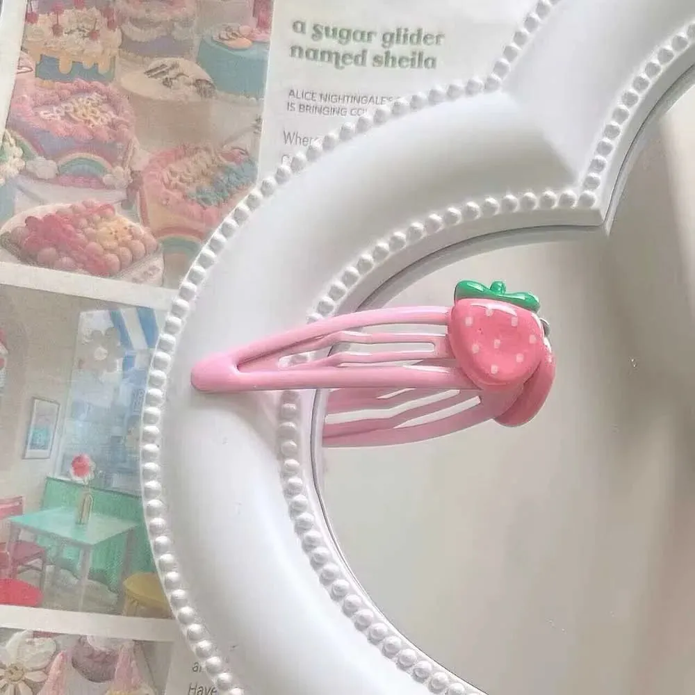 Kawaii Strawberry Clippies