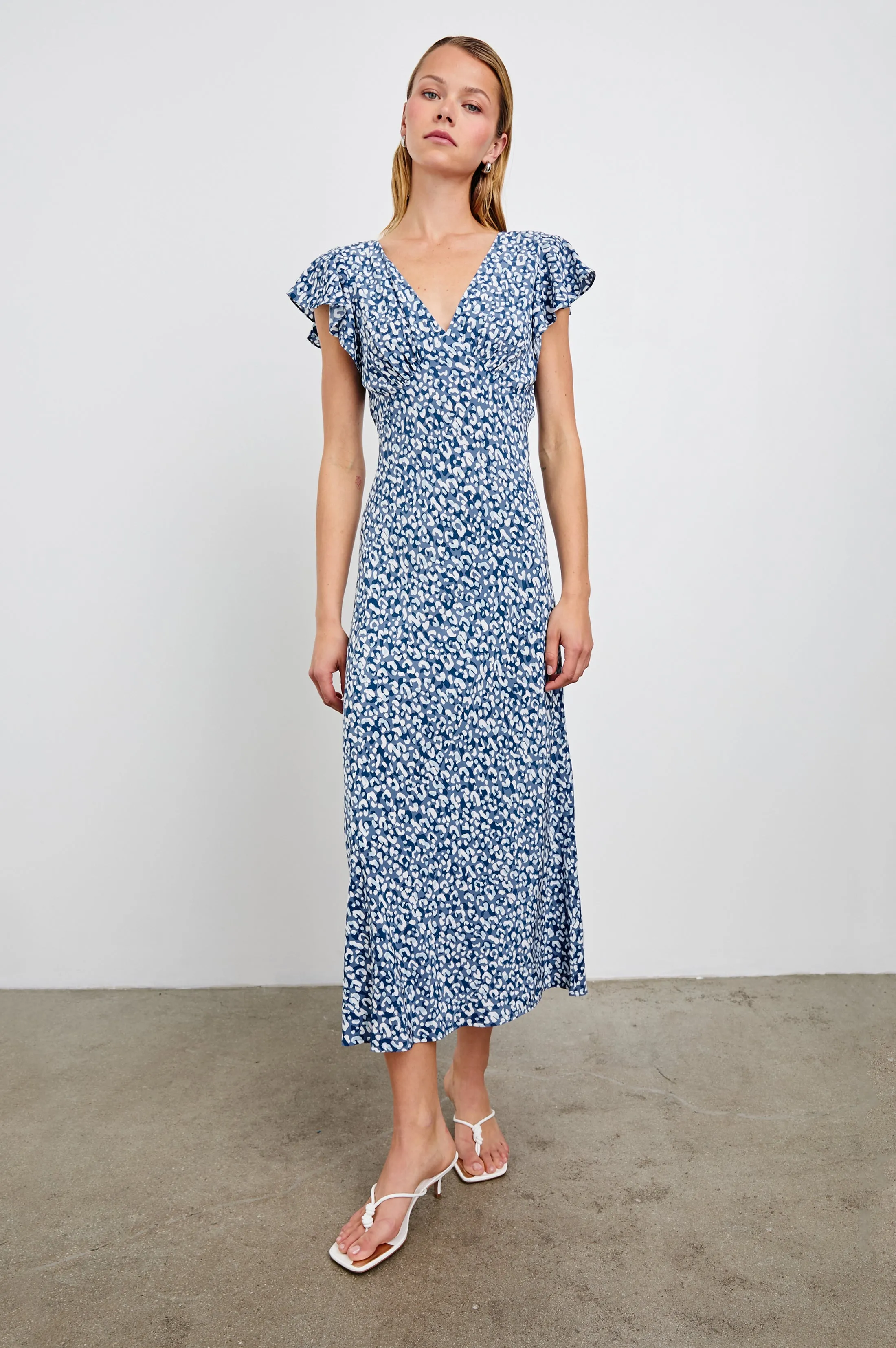 KENZ MIXED CHEETAH RUFFLE SLEEVE DRESS