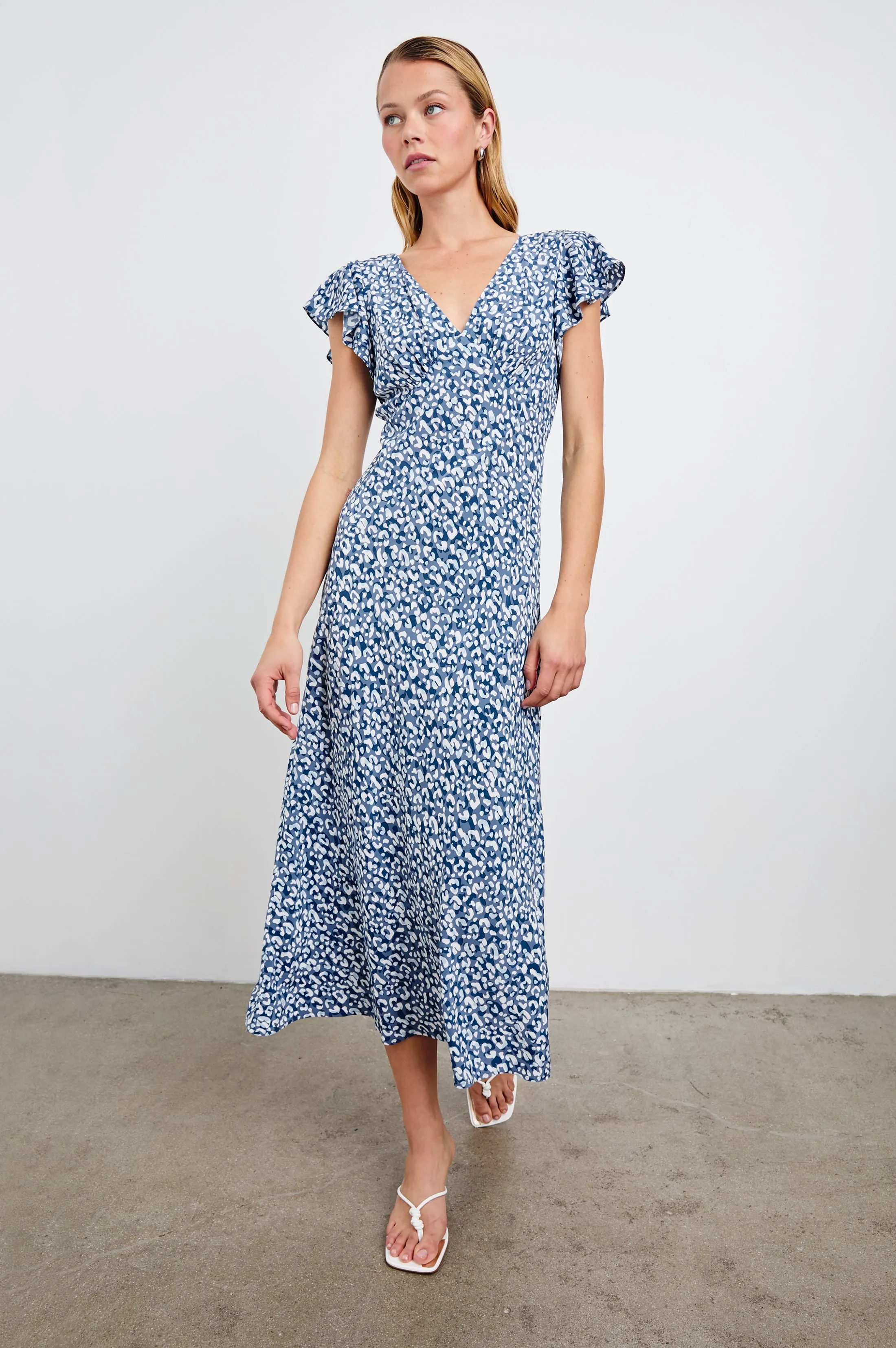 KENZ MIXED CHEETAH RUFFLE SLEEVE DRESS