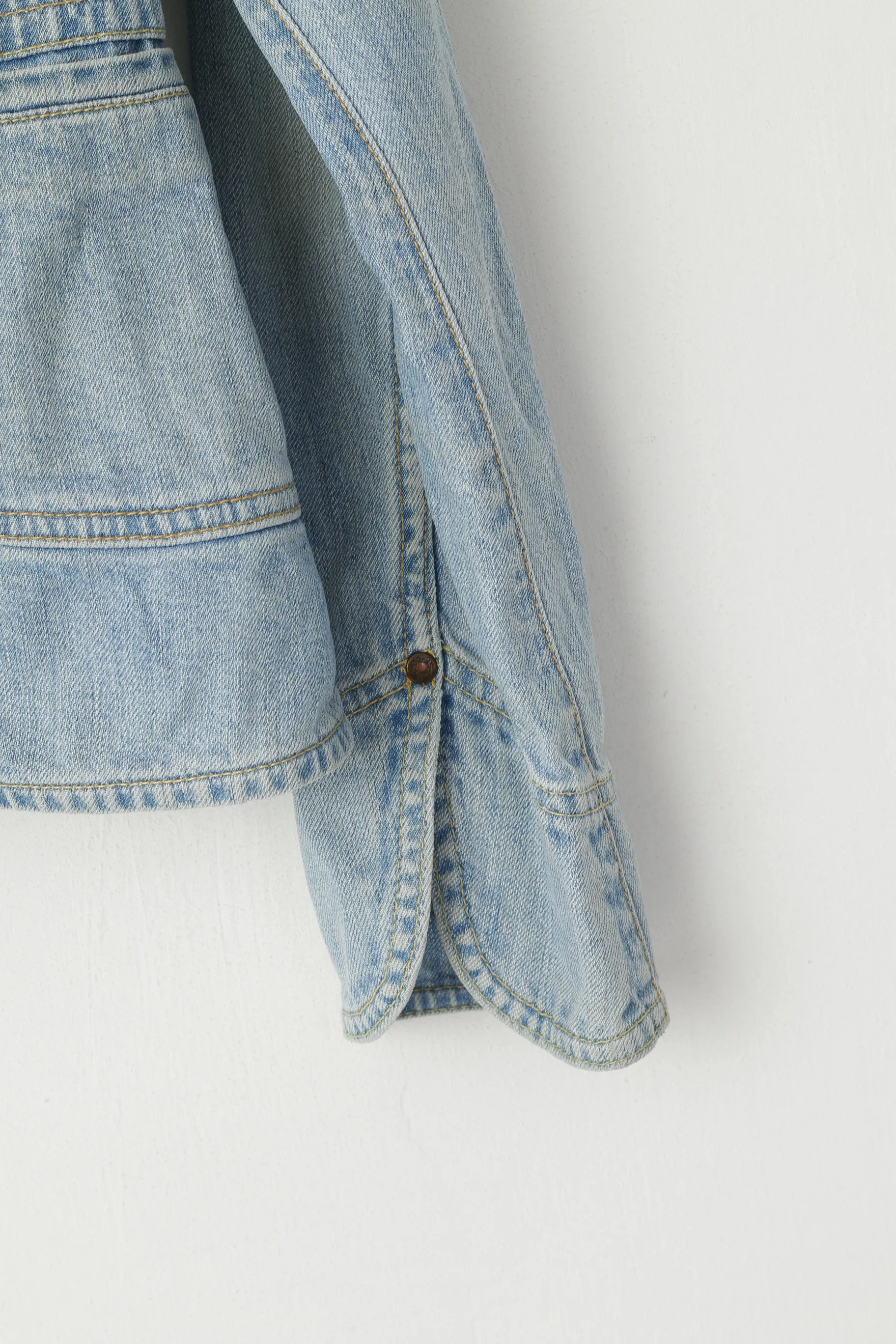 Levi's For Girls Women M Denim Jacket Blue Cotton Fit Single Breasted Blazer Top