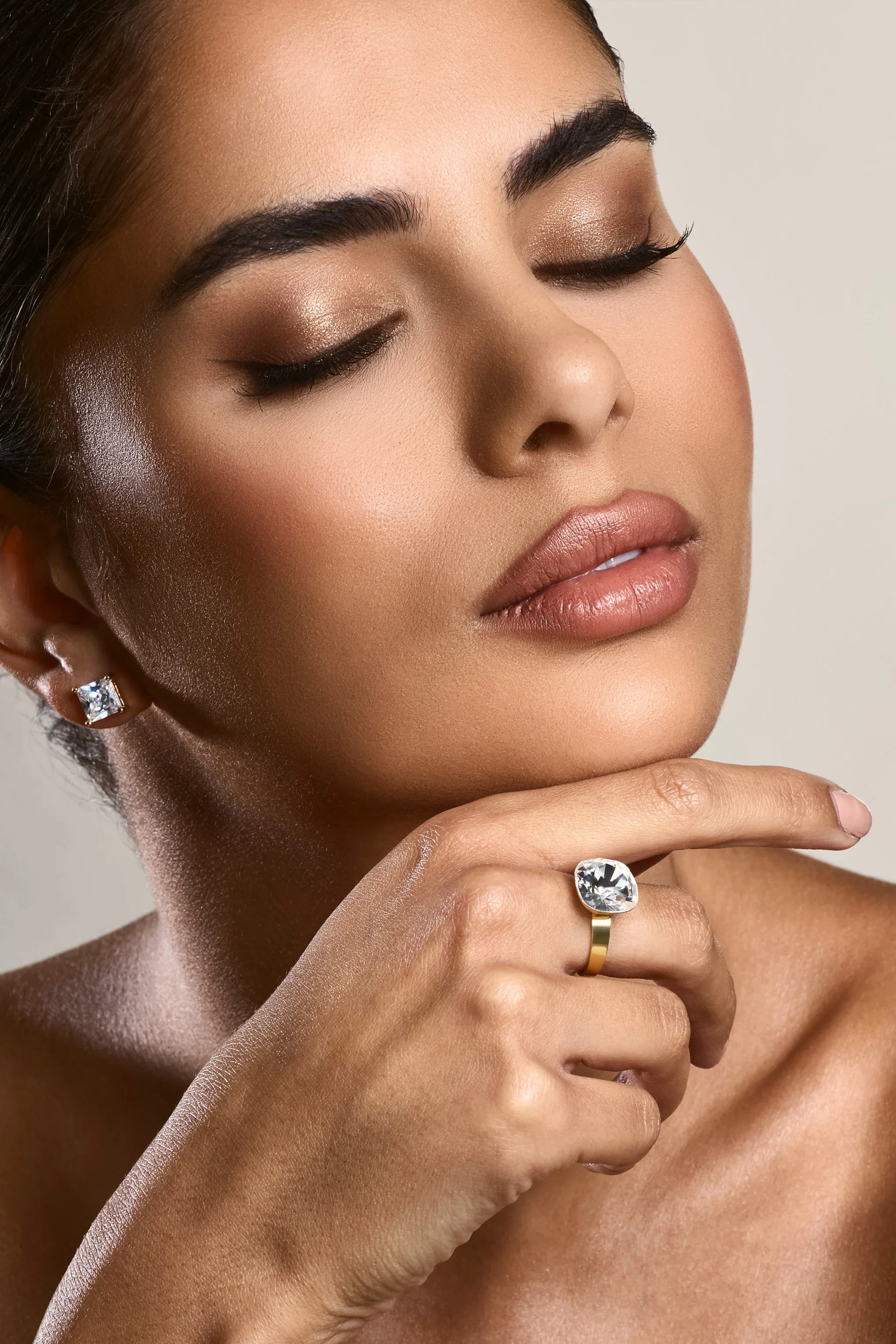 Liza | Gold Adjustable Cushion Cut Ring Club L London