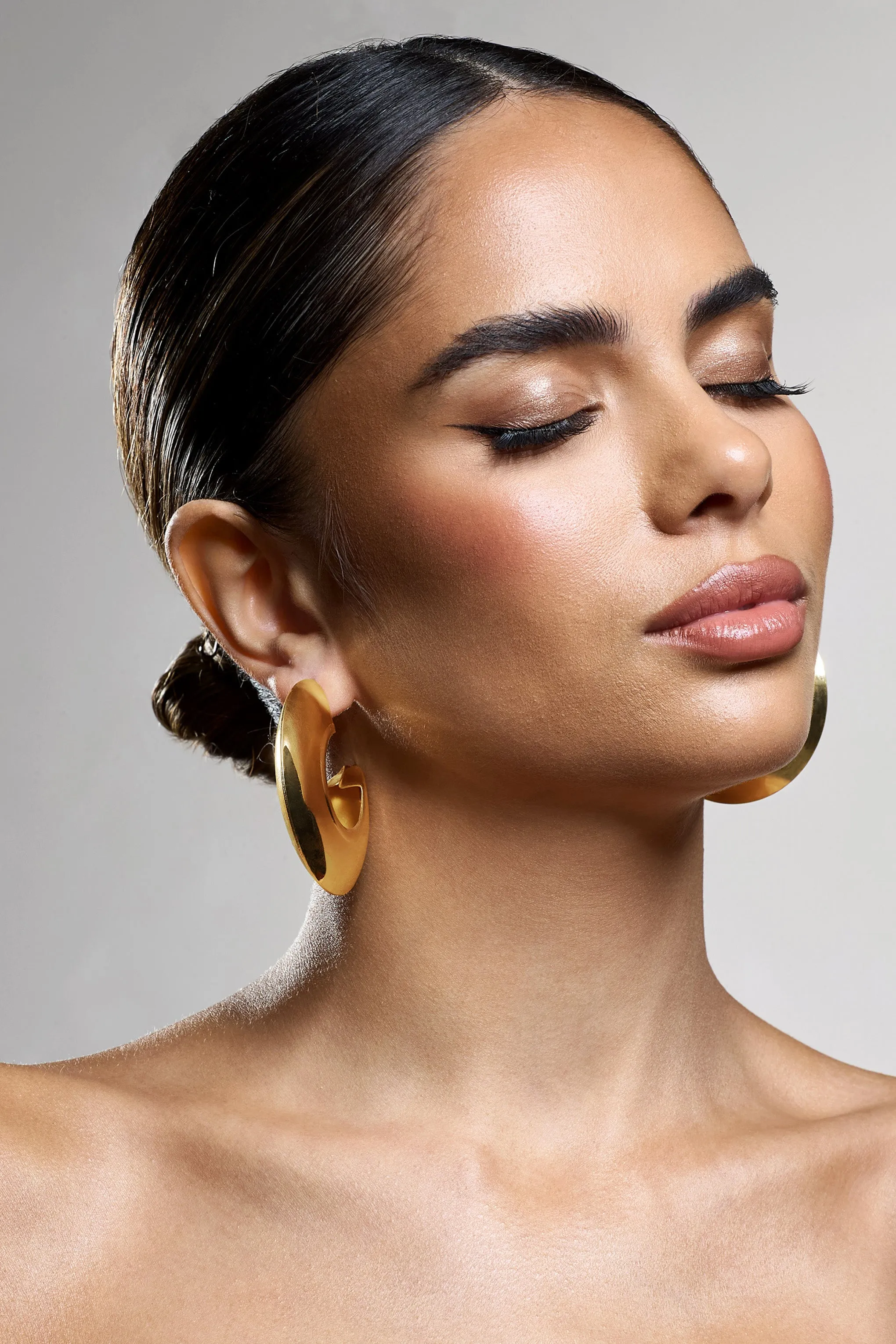 Maple | Gold Chunky Hoop Earrings Club L London