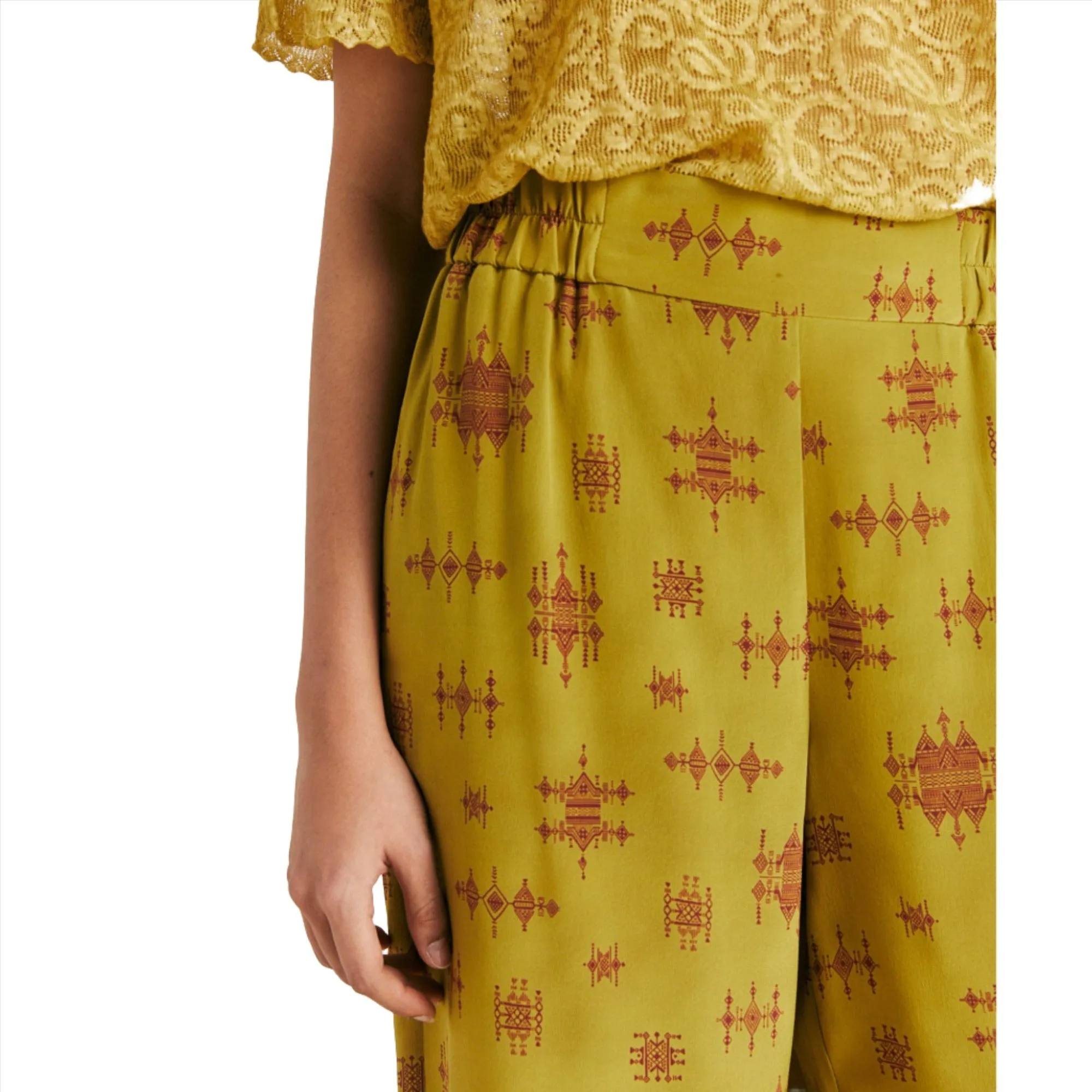 Momoni Baccarat Ladies Lime/Wine Pant In Crepe De Chine