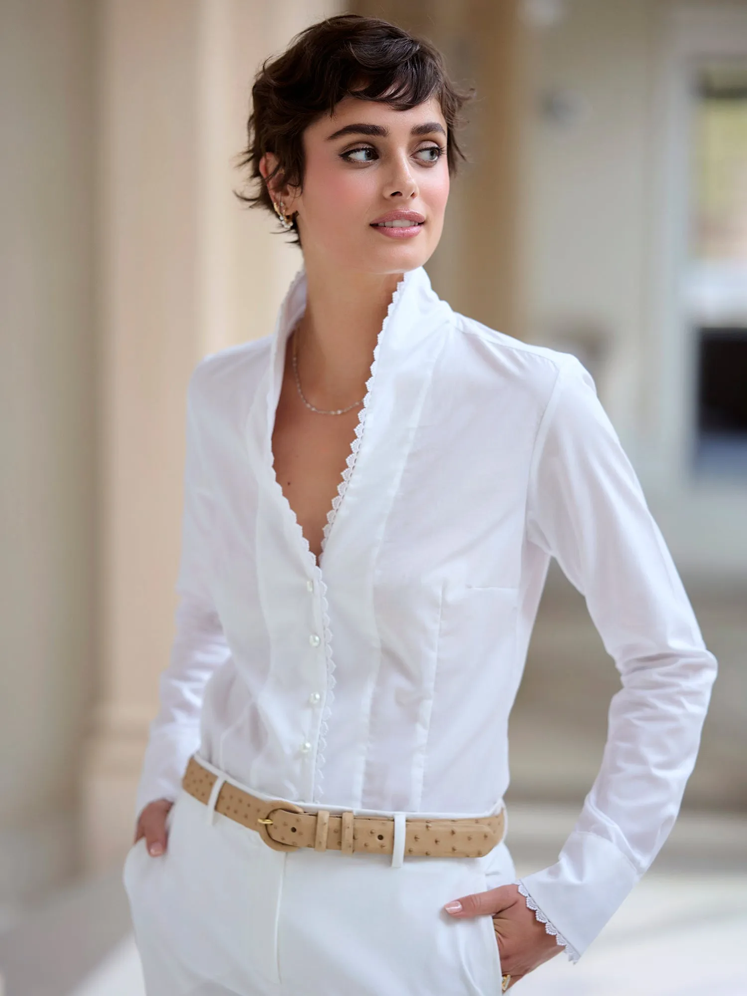 Monika Spitze Blouse