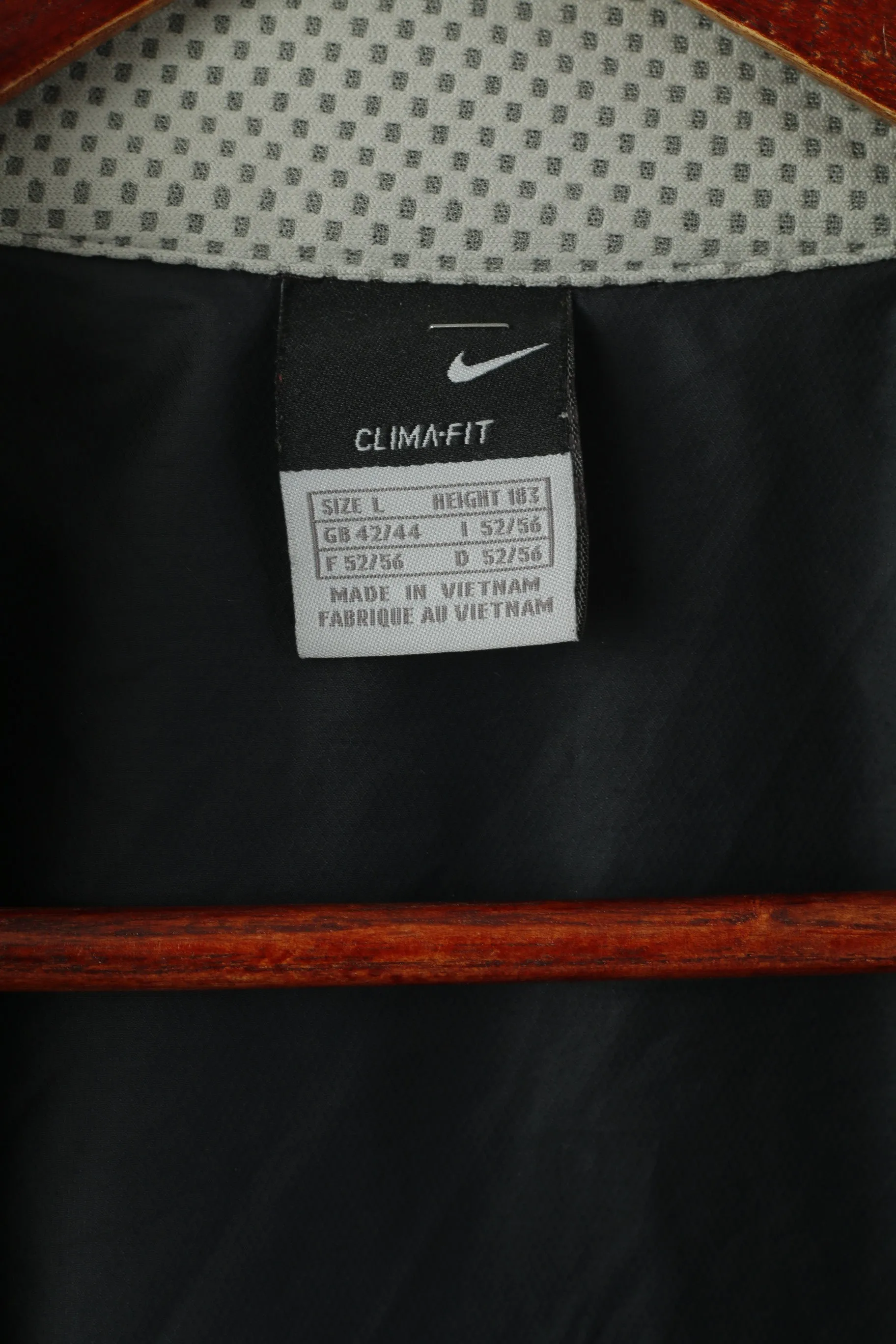 Nike Men L Jacket Black Run Training Sport Lightweight Full Zipper Slim Fit Reflective Track Top