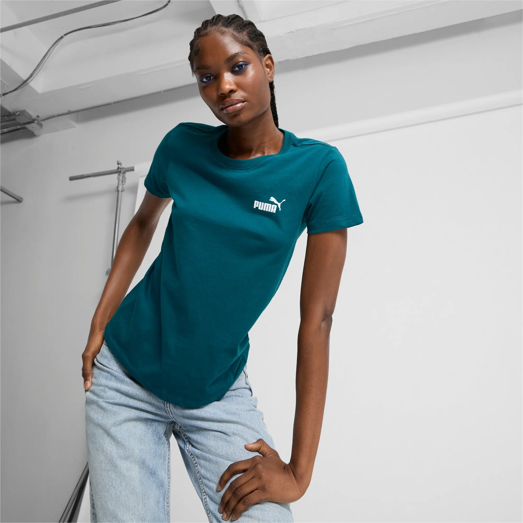 Reformation PUMA Women's ESSENTIALS Small Logo Tee