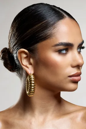 Rialta | Gold Ribbed Chunky Hoop Earrings Club L London
