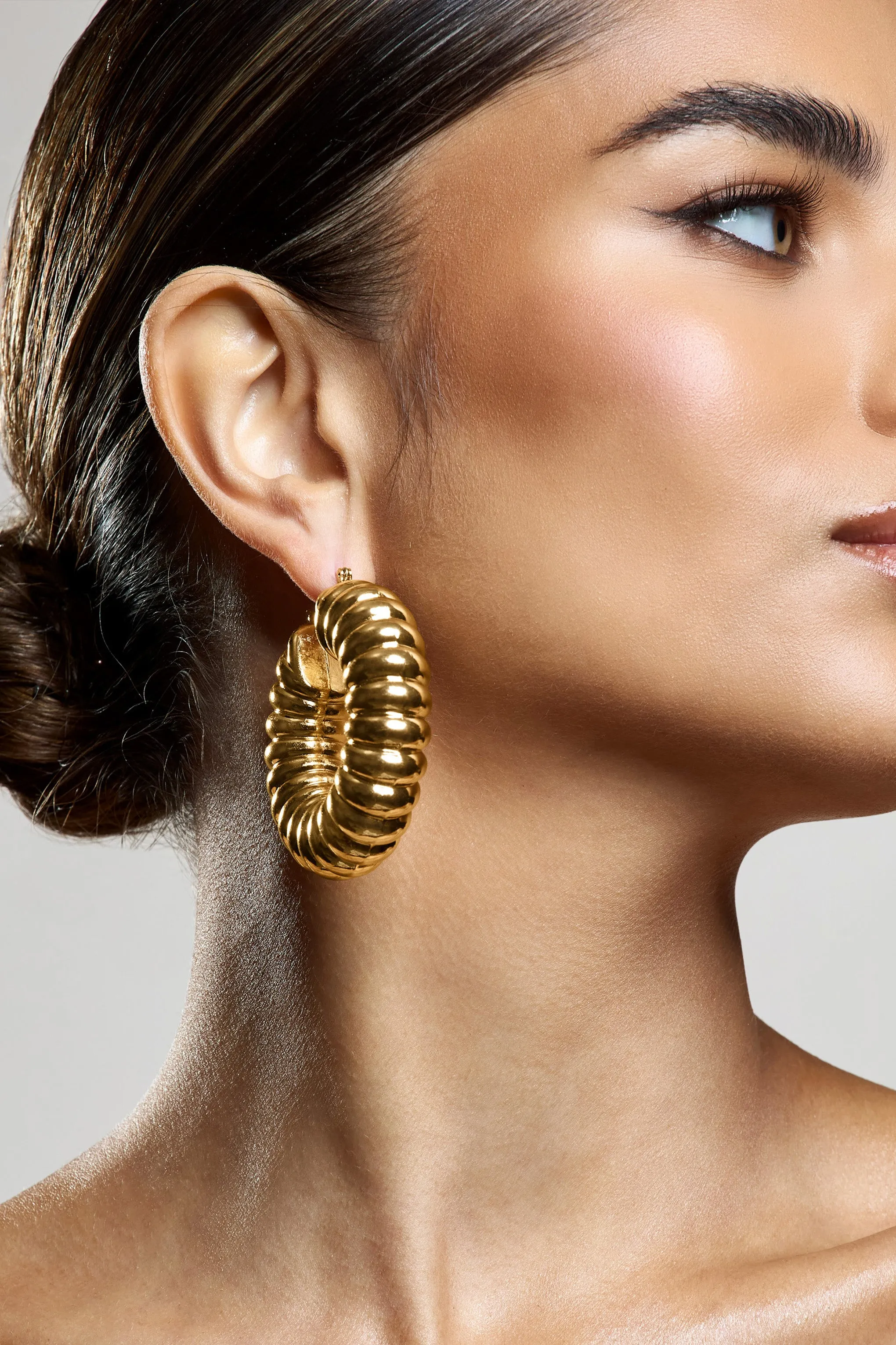 Rialta | Gold Ribbed Chunky Hoop Earrings Club L London