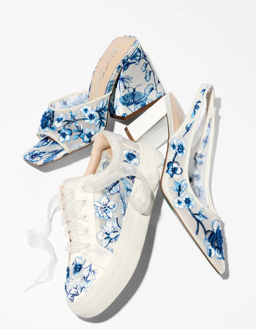 ROO BLUE FLORAL Betsey Johnson