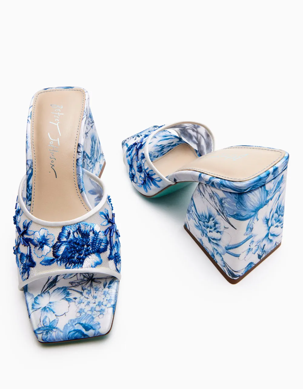 ROO BLUE FLORAL Betsey Johnson