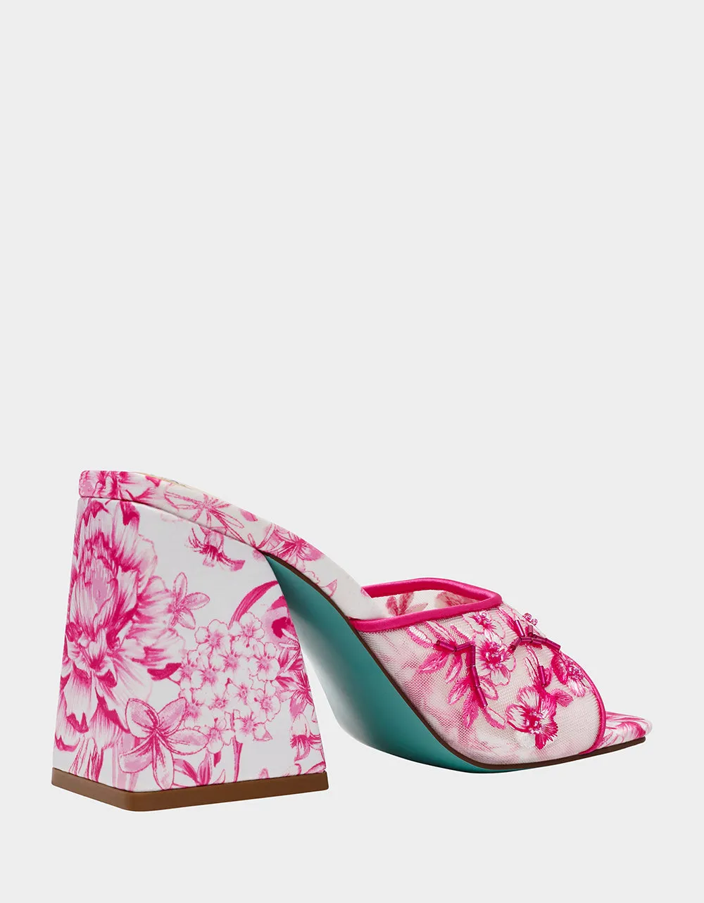 ROO FUCHSIA Betsey Johnson