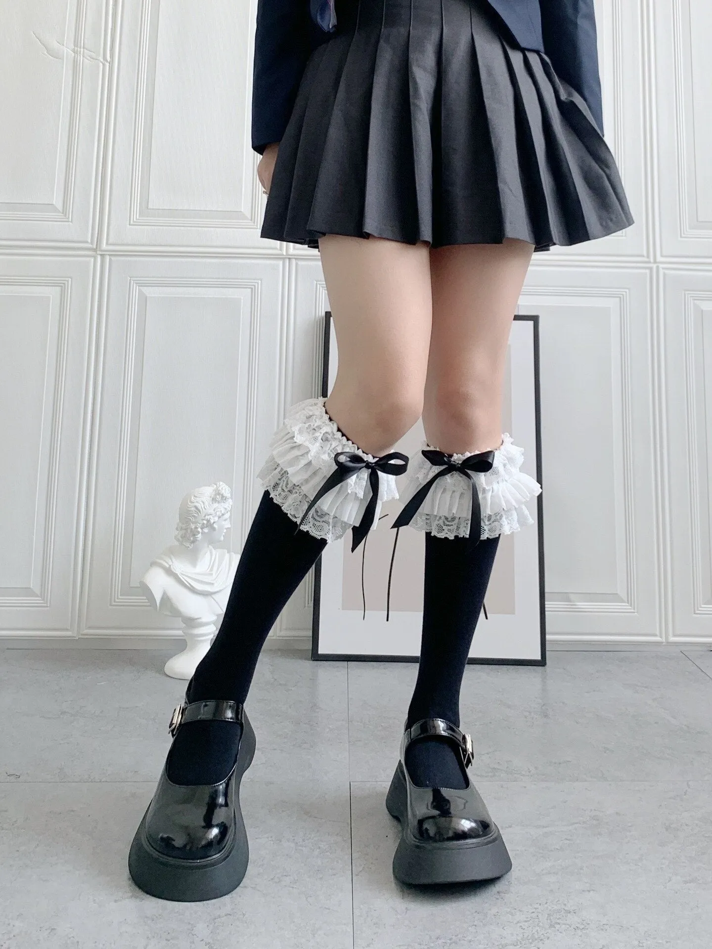 Ruffled Knee Socks