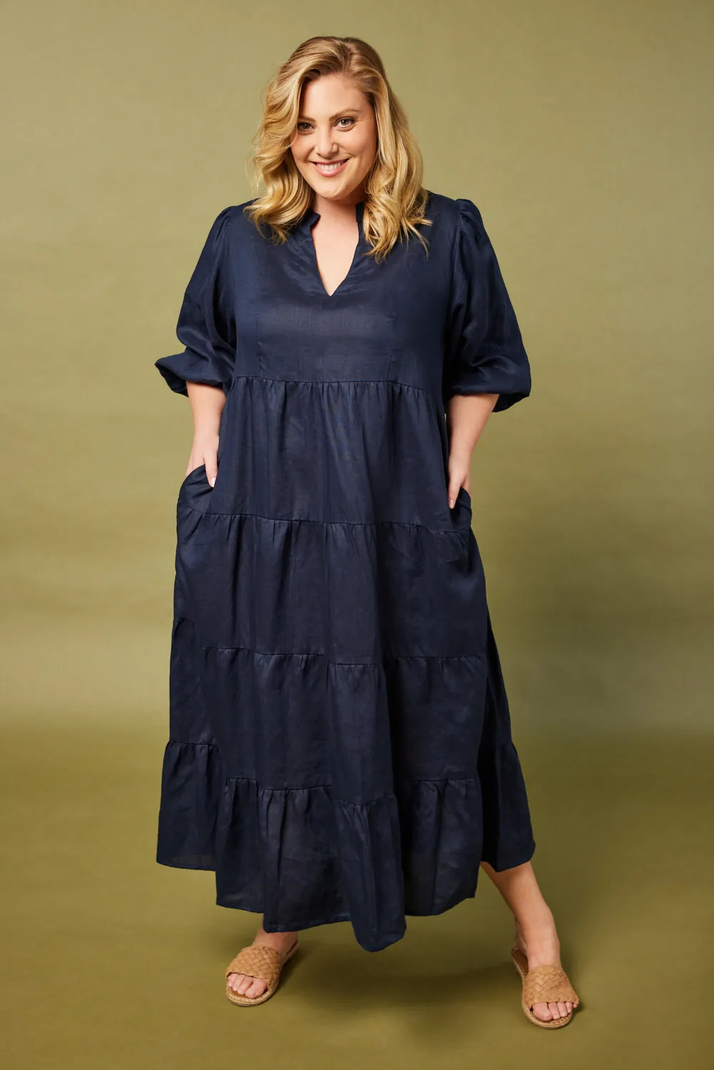 Sabre Linen V-Neck Dress in Navy Adrift