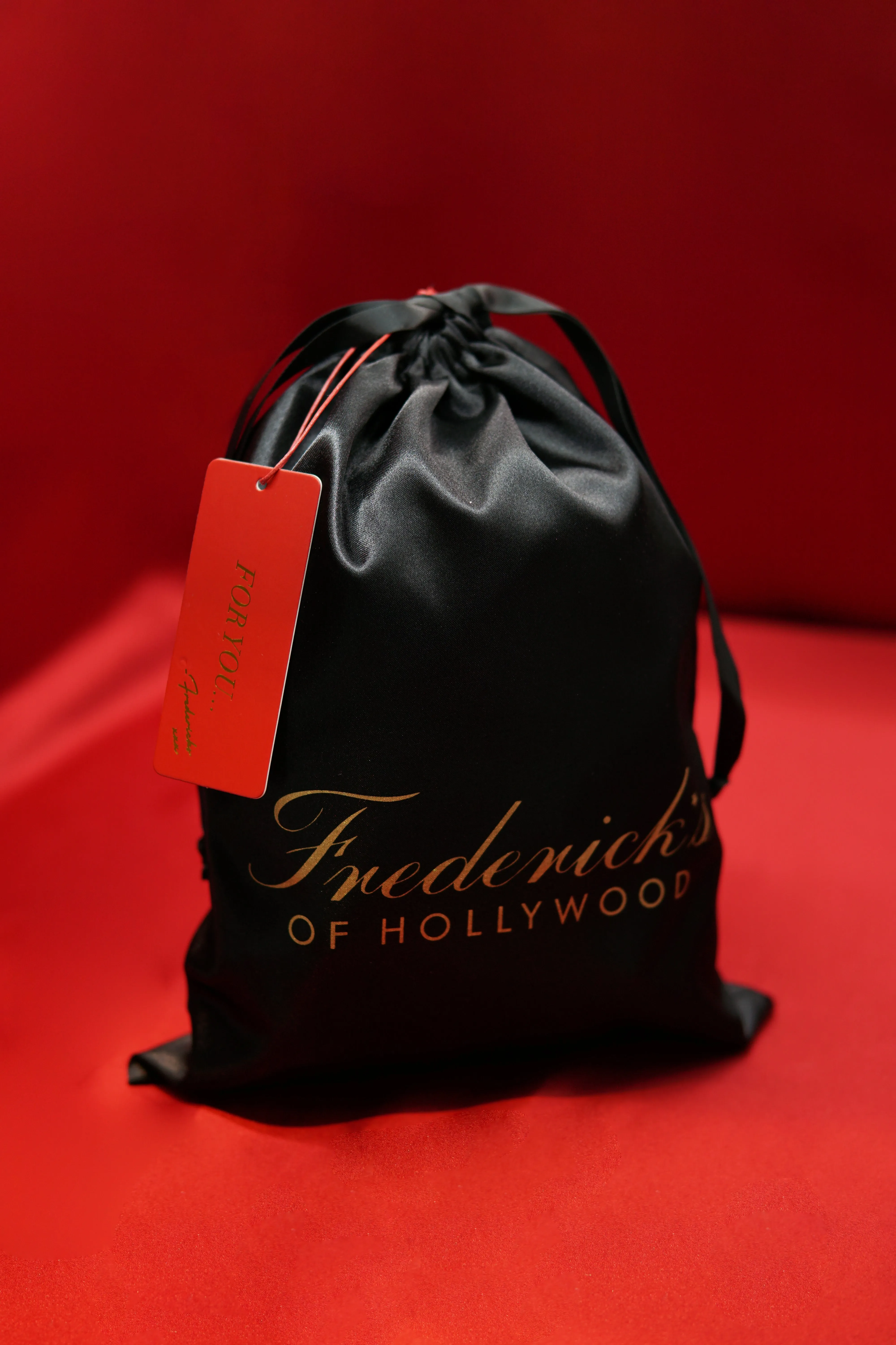 Satin Gift Pouch With Tissue & Tag