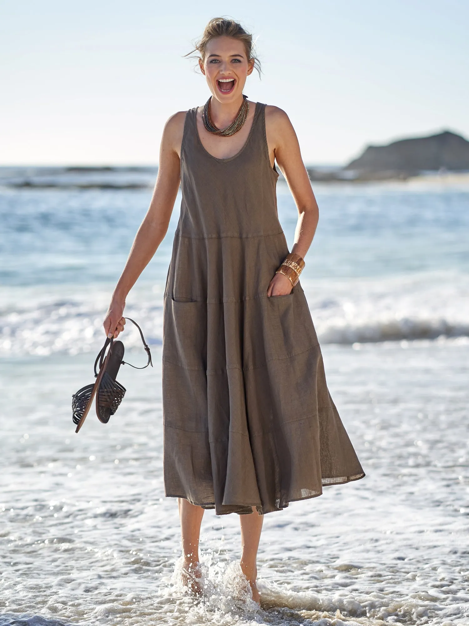 Shari Linen Dress