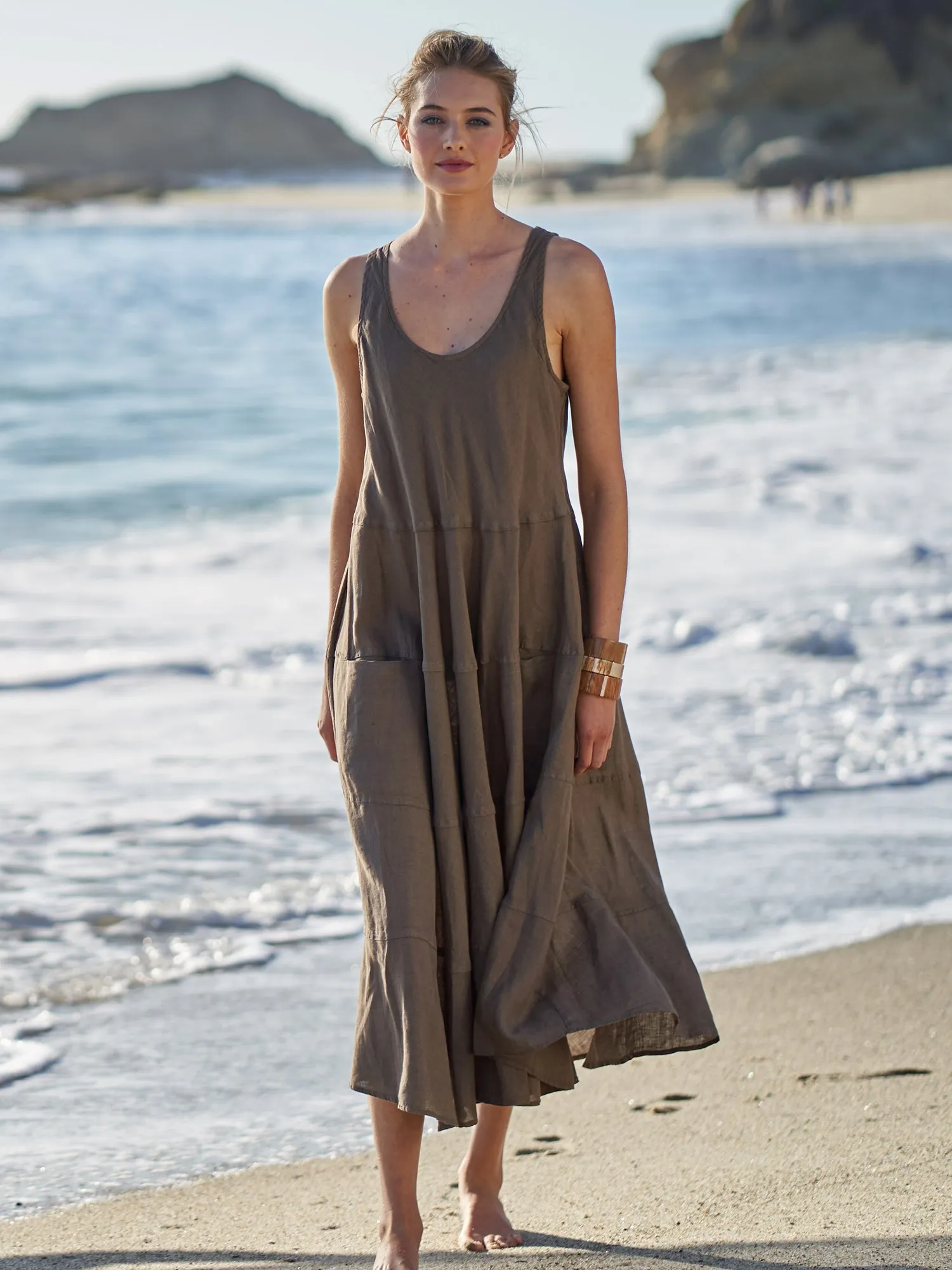 Shari Linen Dress