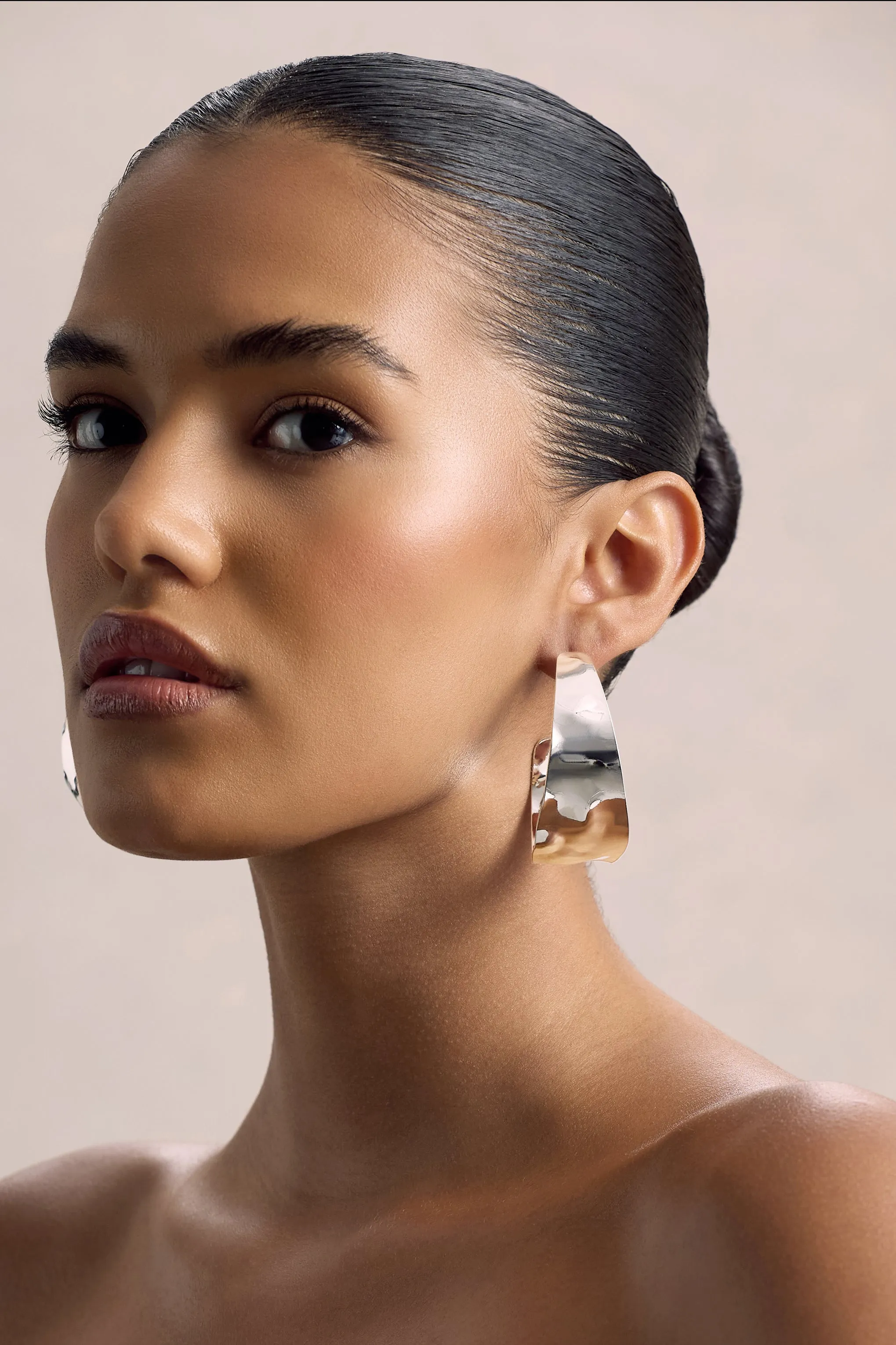 Splendor | Silver Textured Chunky Hoop Earrings Club L London