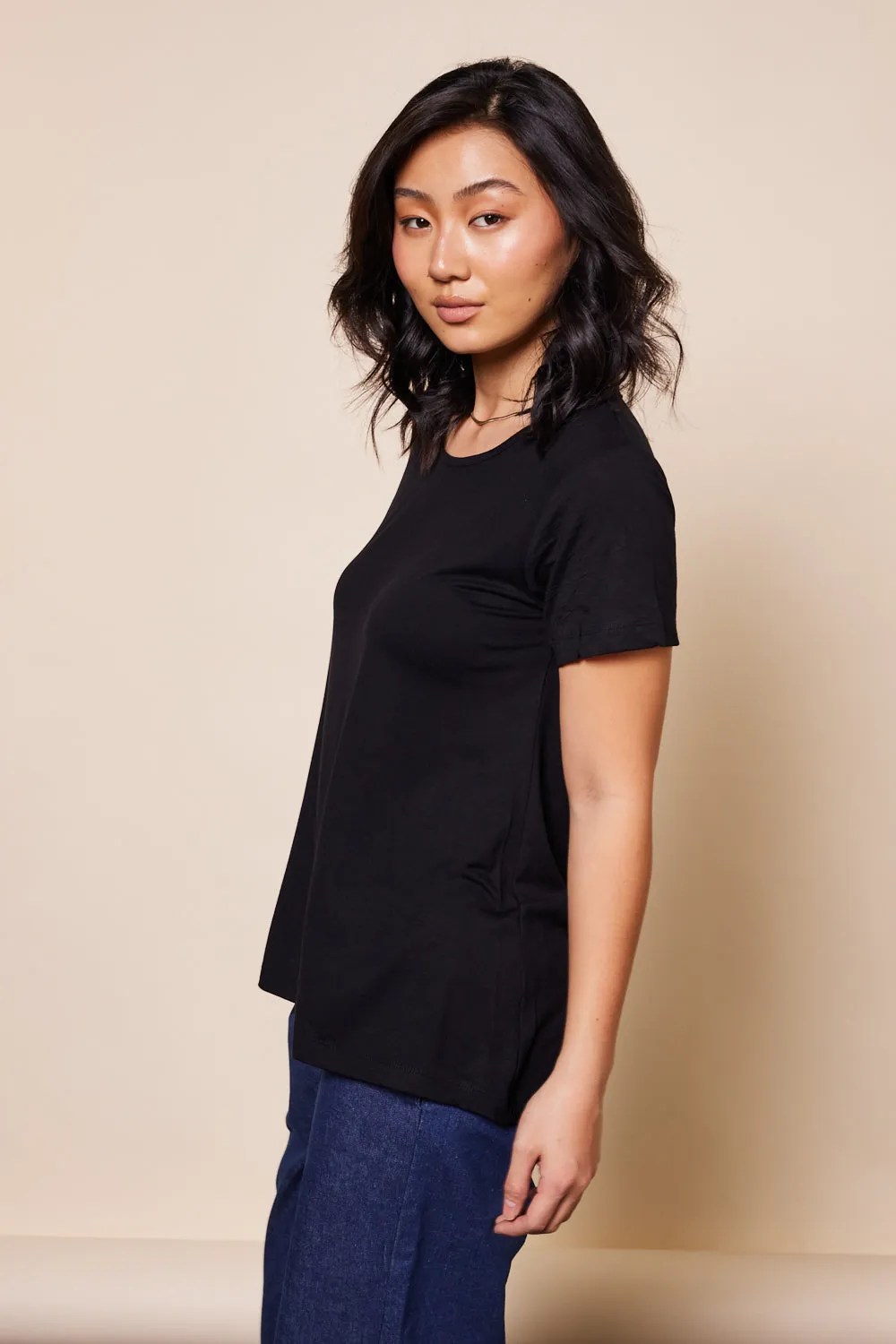 Swing Tee in Black Adrift