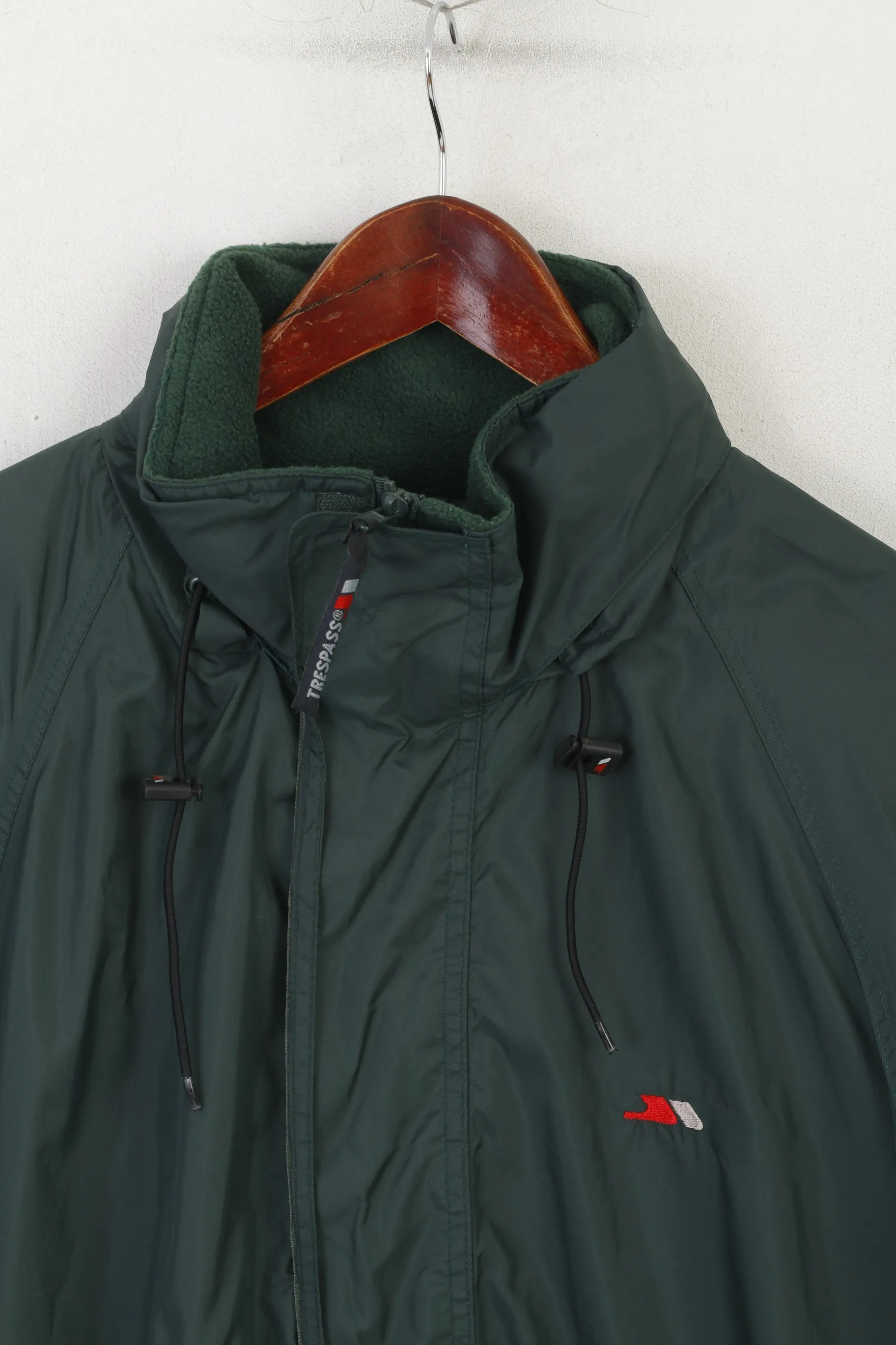 Trespass Breathable Golf Wear Men L Jacket Green Nylon Waterproof Hidden Hood Top