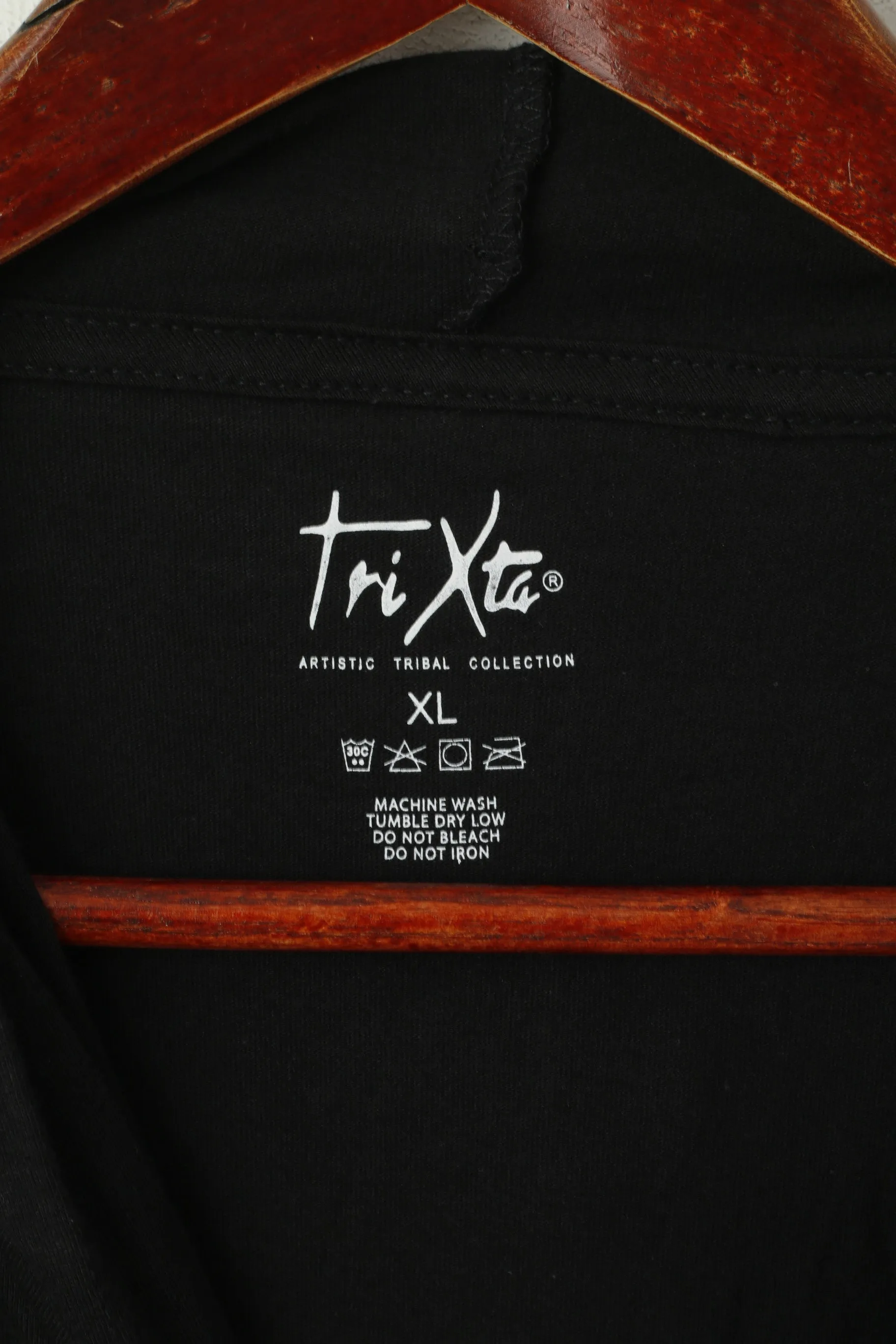TriXta Men XL Shirt Black Artistic Tribal Collection Long Sleeve Hooded Graphic Top
